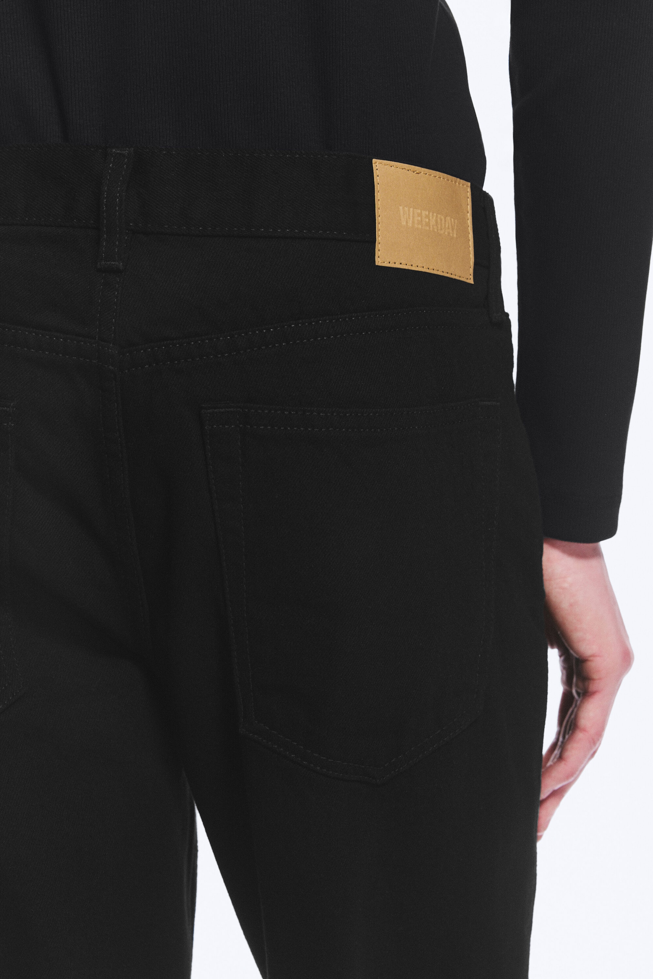 Black Rinse - Black - Mercury Mid Rise Relaxed Bootcut Leg Jeans - 4