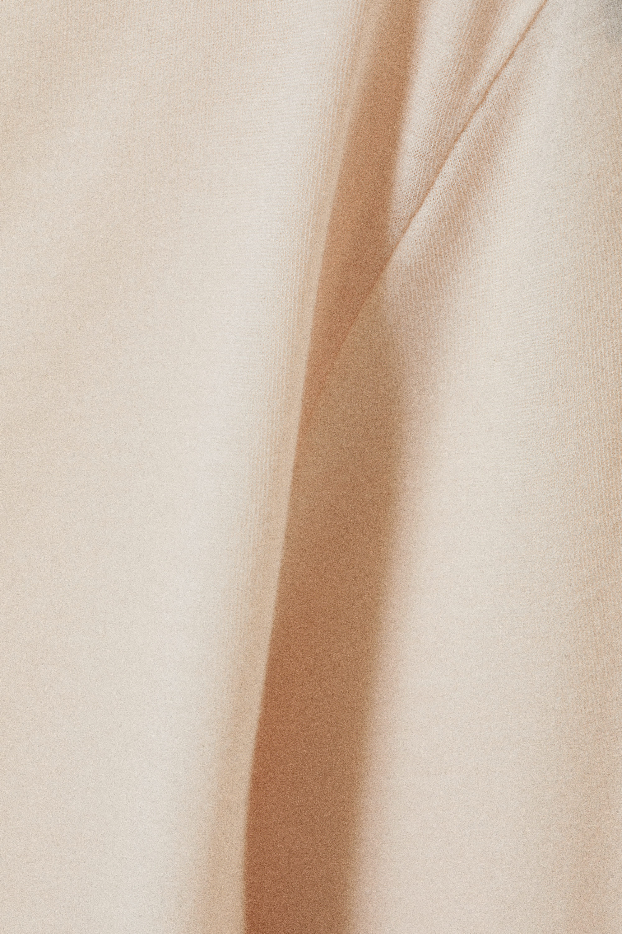 Beige - Langarm-Top mit schmaler Passform und Stehkragen - 2