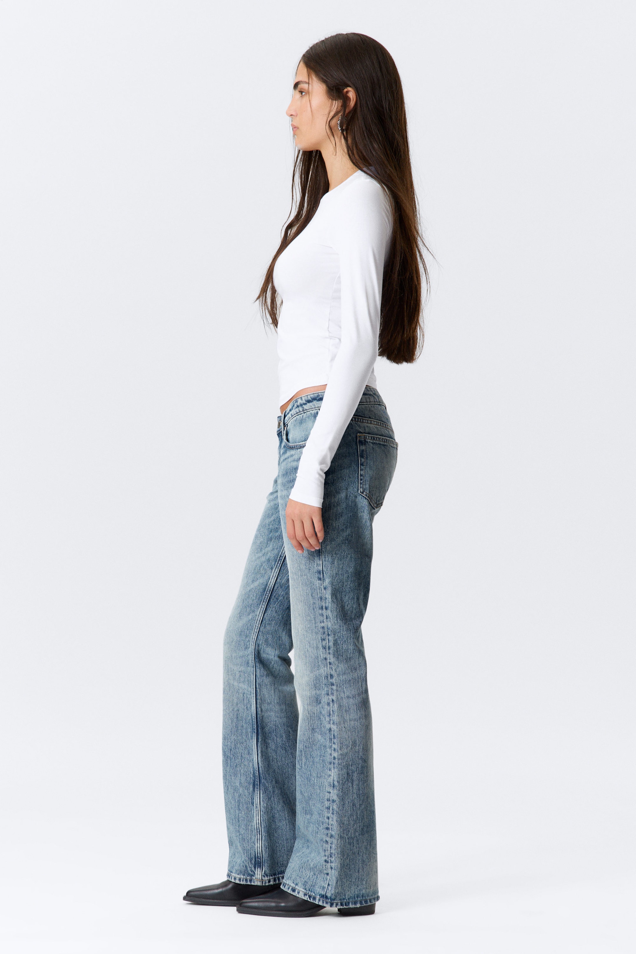 Blue Stream - Medium Blue - Nova Low Rise Slim Bootcut Leg Jeans - 2