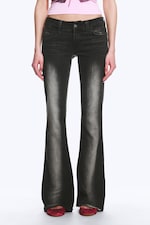 Black Spray - Black - Booty Bei Low Rise Skinny Bootcut Jeans - 2