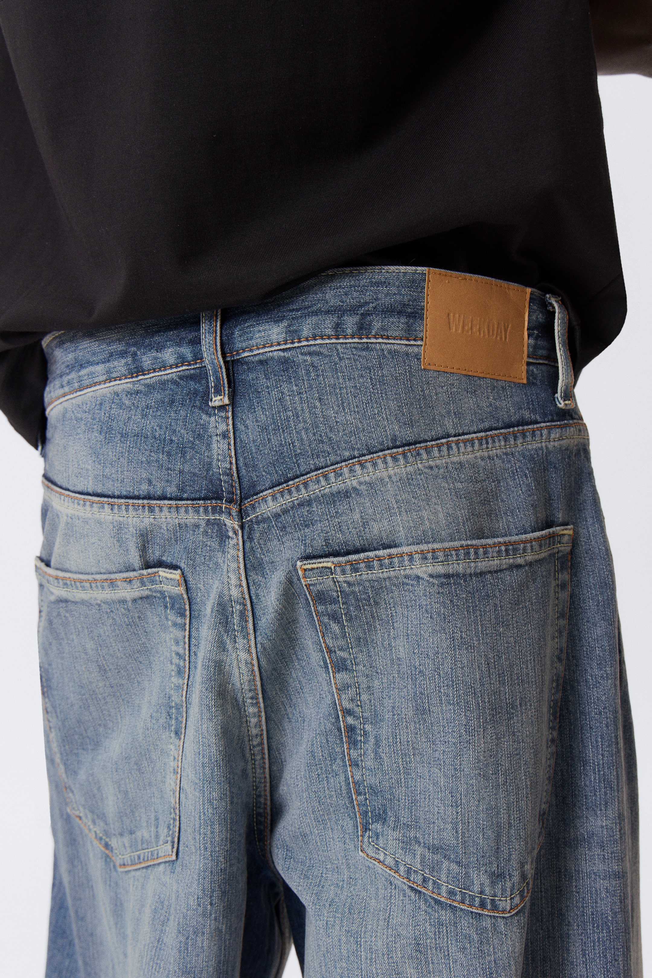Grotere afbeelding bekijken: Astro Loose Baggy Leg Jeans - Board Blue - Medium Blue - HEREN | H&M BE 7