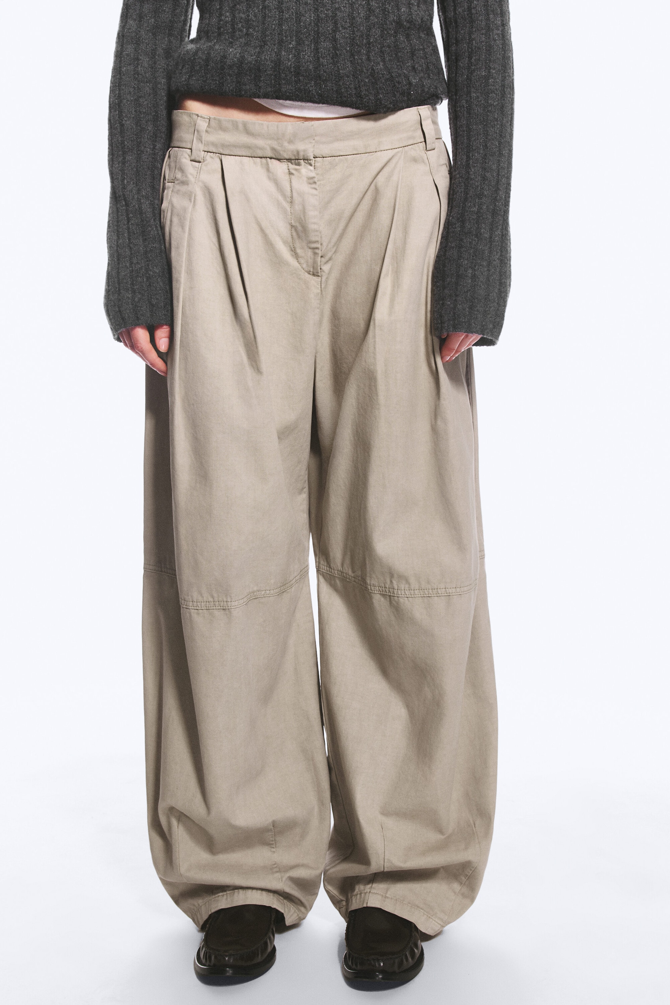 Beige - Lågmidjade Barrel-byxor med veck - 3