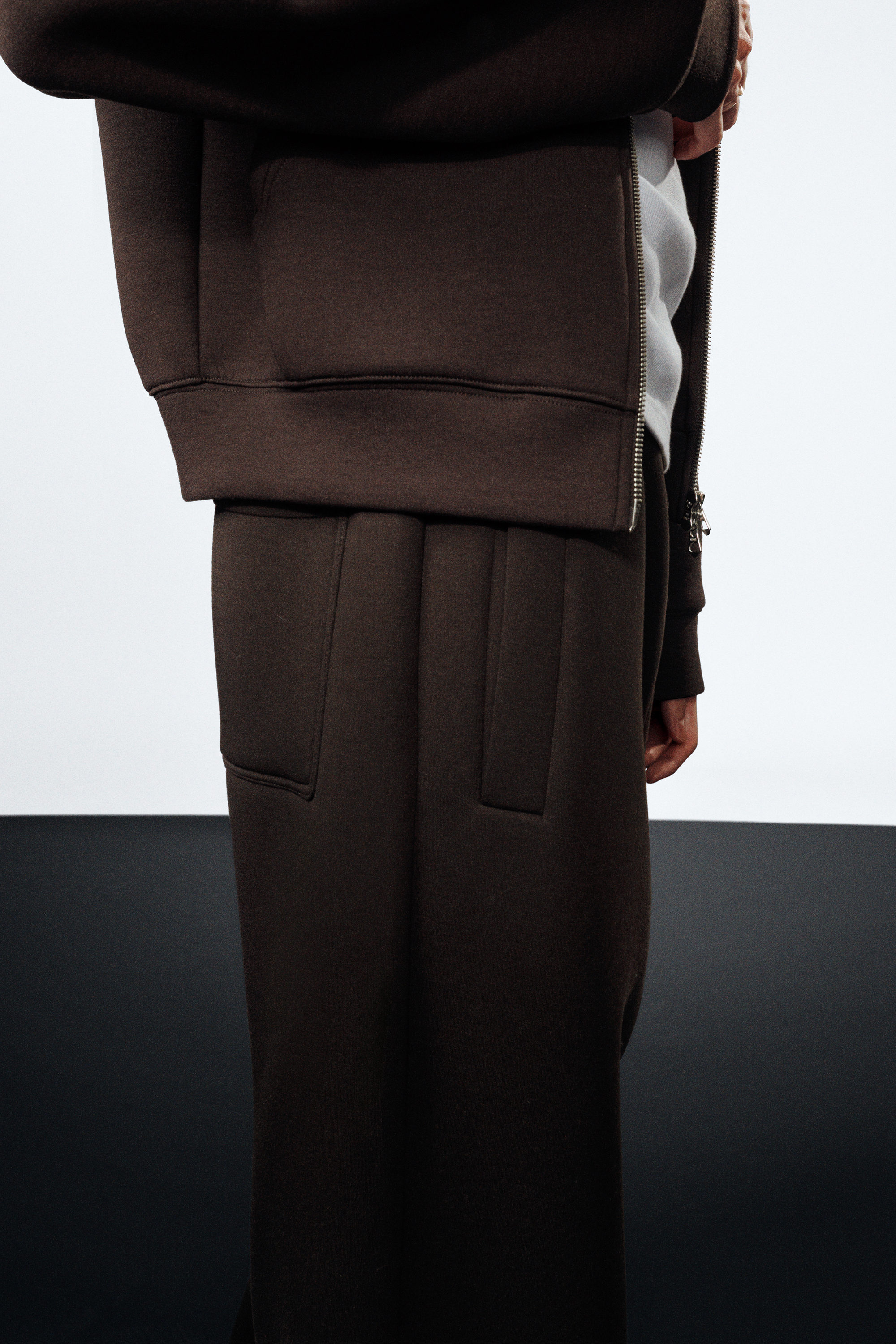 Dark Brown - Loose Fit Scuba Sweatpants - 2