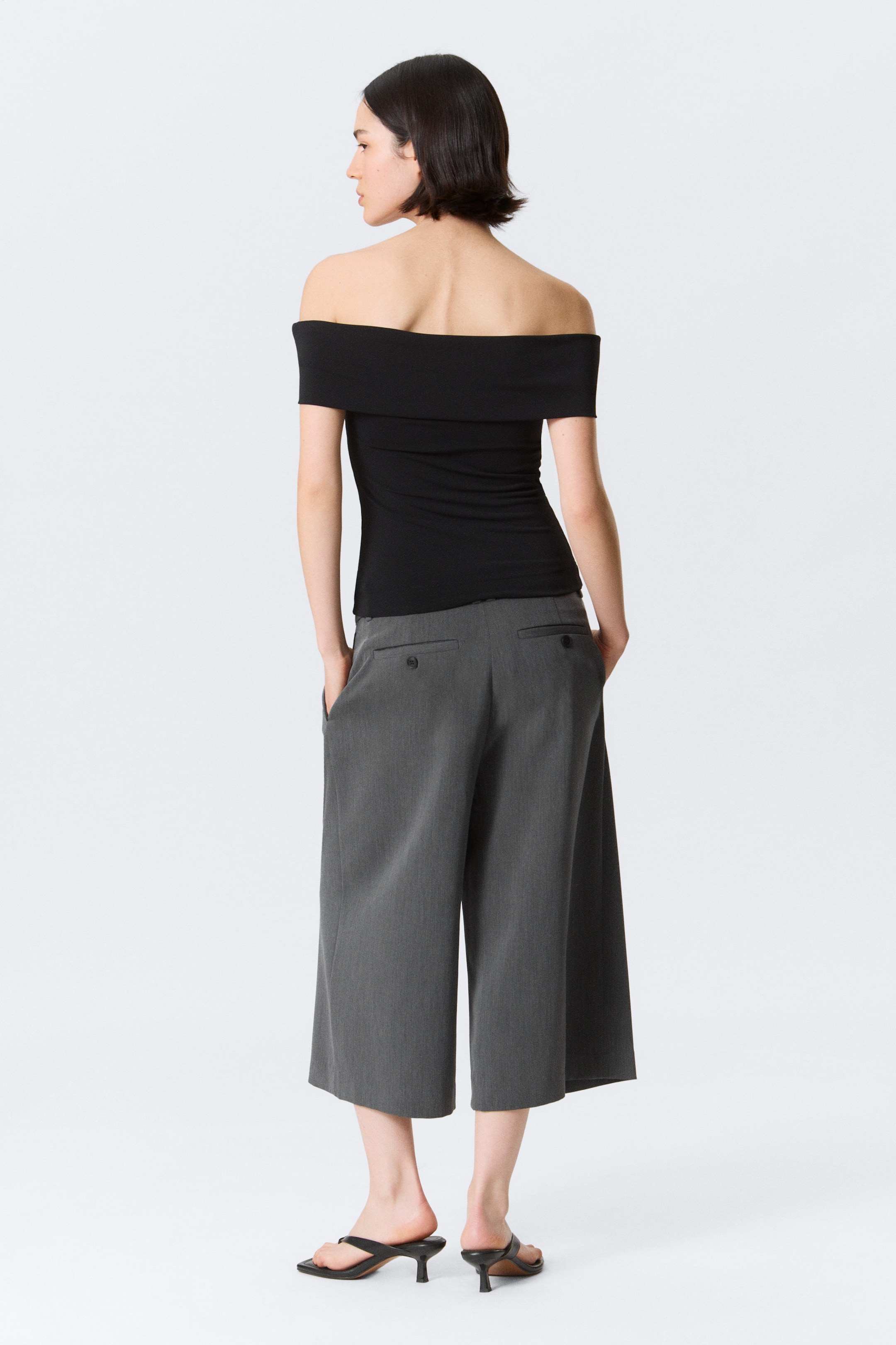 Noir - Haut ajusté sans manches à épaules dénudées - 3