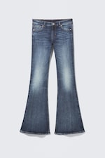 Board Blue - Mellanblå - Katsumi low waist slim flared leg jeans - 0