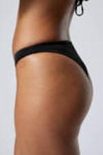 Schwarz - Freche Bikinihose Ava - 1