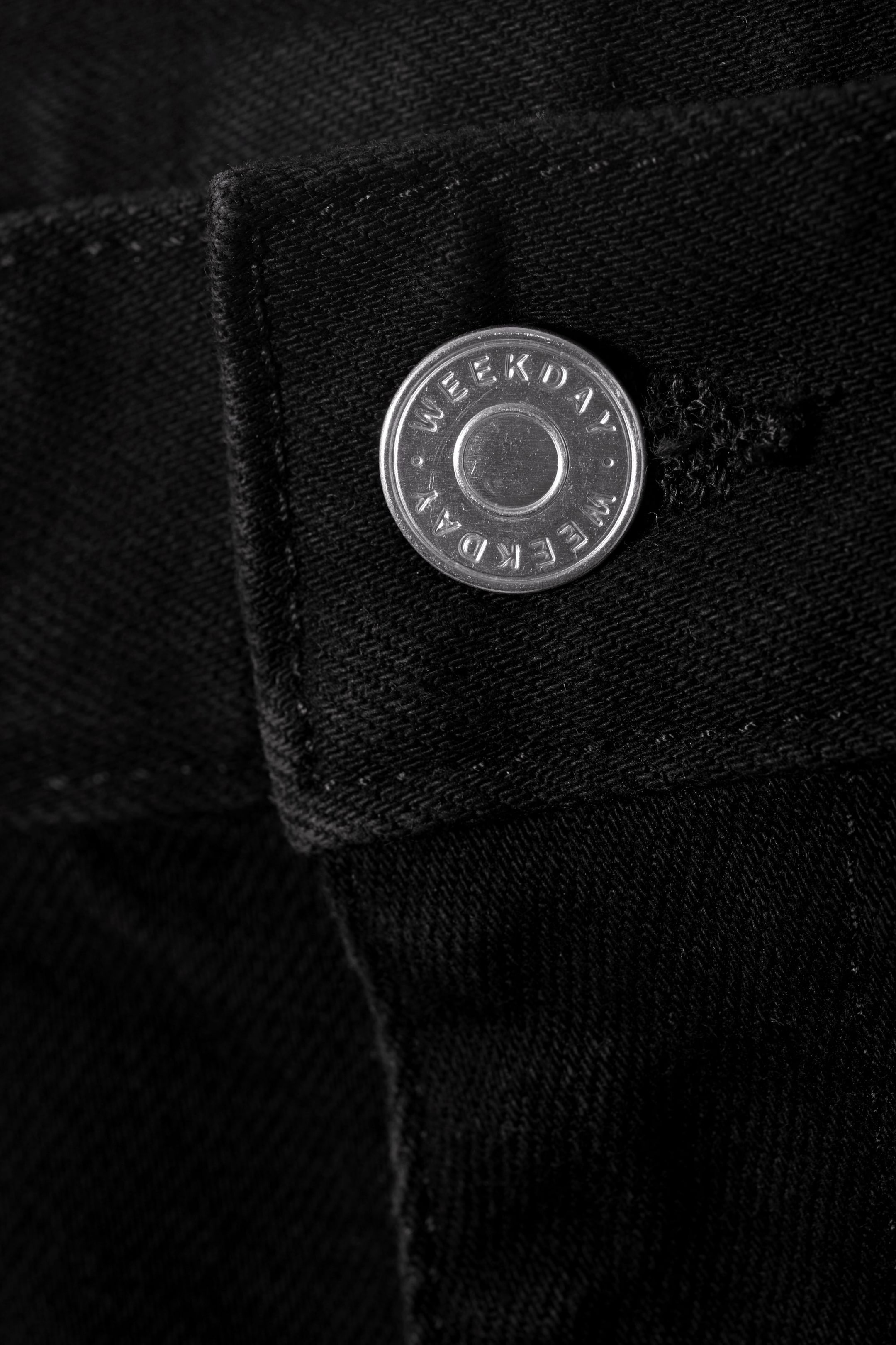 Almost Black - Easy Regular Straight Jeans - 1