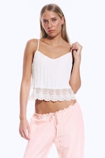 Weiß - Cropped Camisole mit Spitzenbesatz - 0
