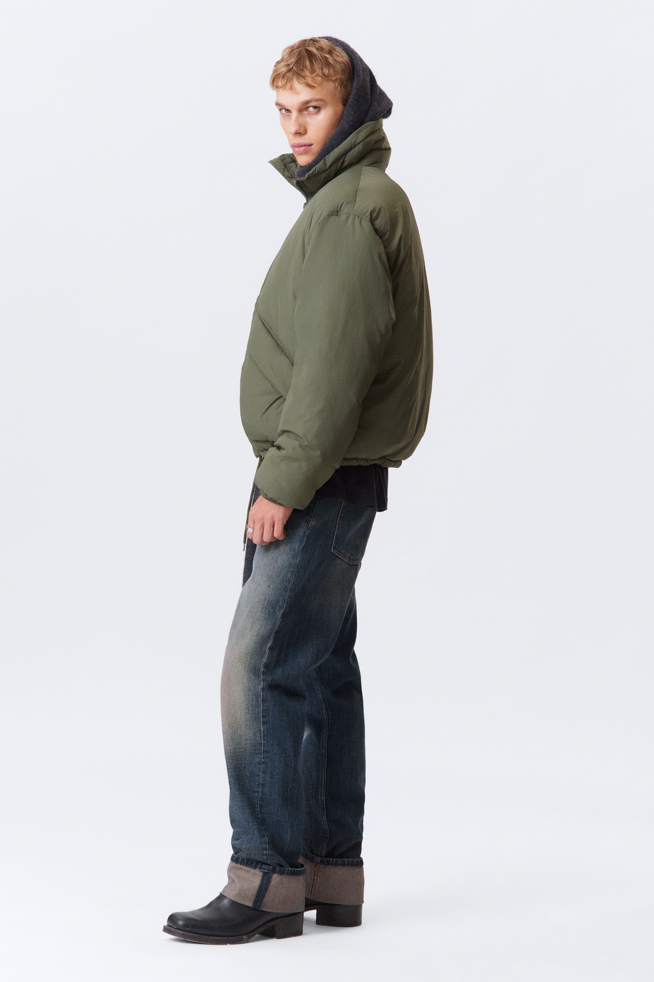 Visualizza immagine più grande: Piumino in nylon con coulisse - Verde salvia - UOMO | H&M IT 5