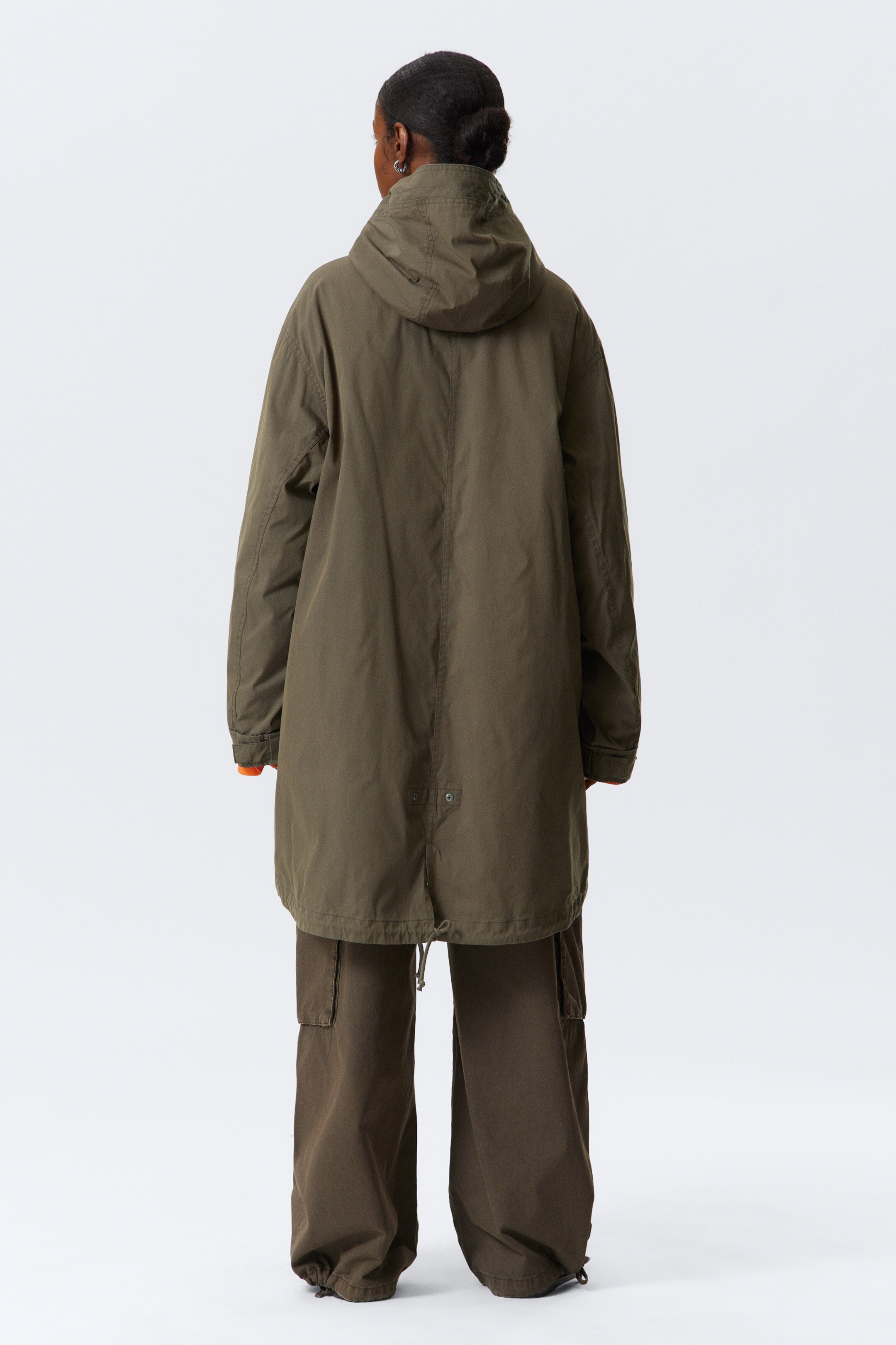 Visa större bild: Oversized parkas med avtagbart foder - Kakibrun - DAM | H&M FI 6