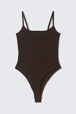 Mörkbrun - Ribbad bodysuit med djup ringning - 2