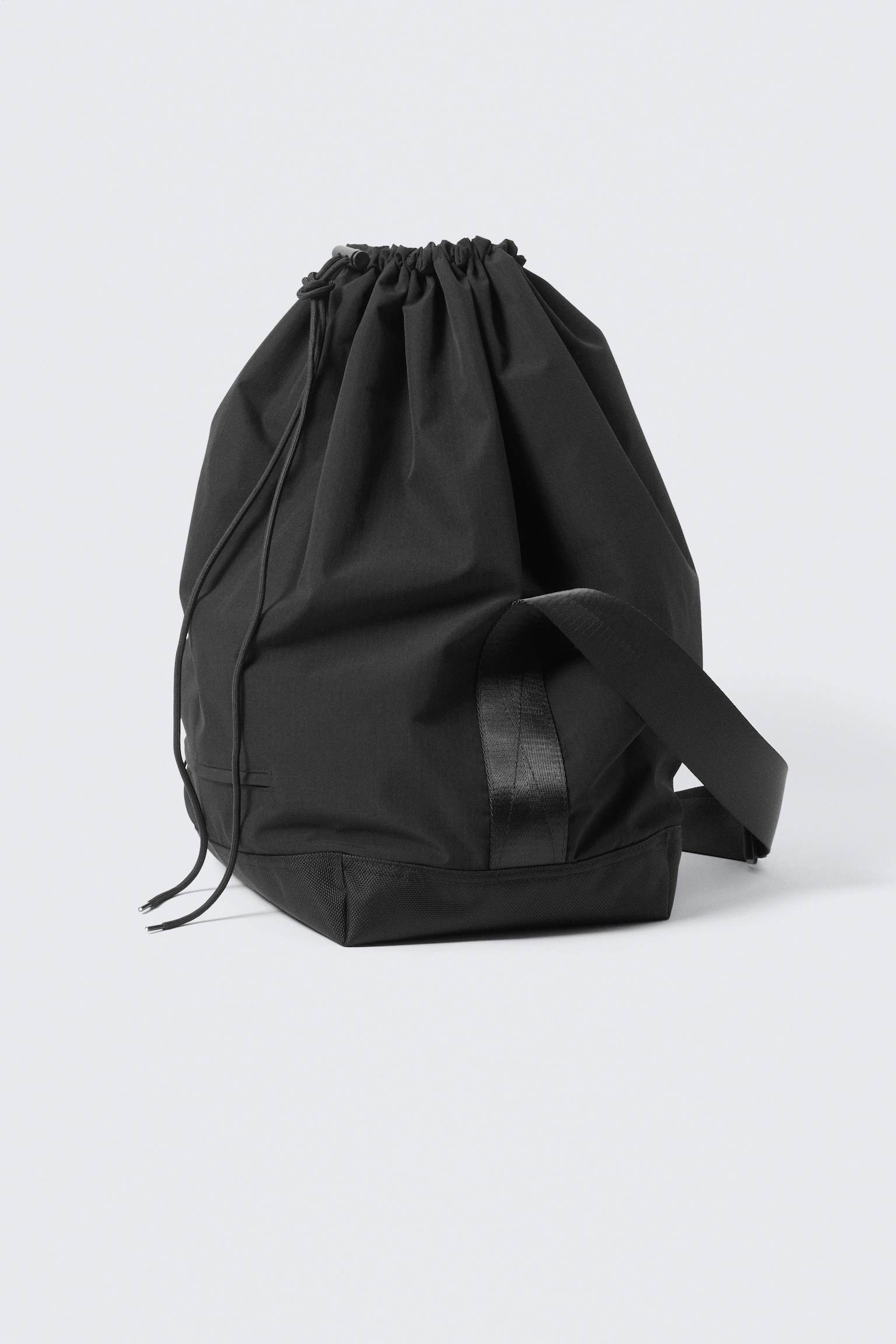 Mala Tiracolo com Cordão - Preto