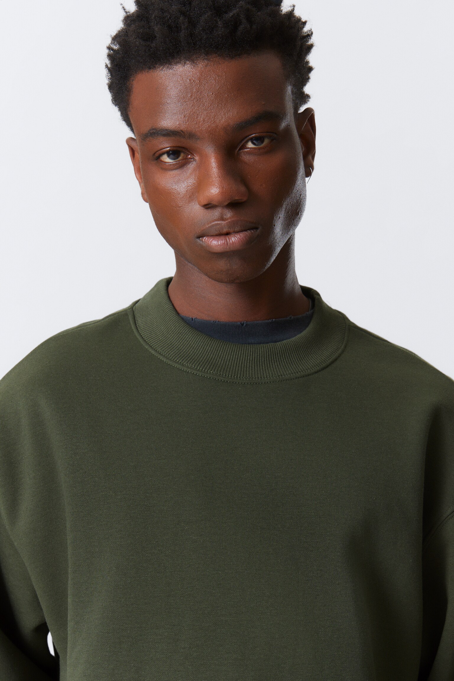 Relaxed Heavyweight Sweatshirt - Dark Khaki Green/Dusty Khaki Green - 3