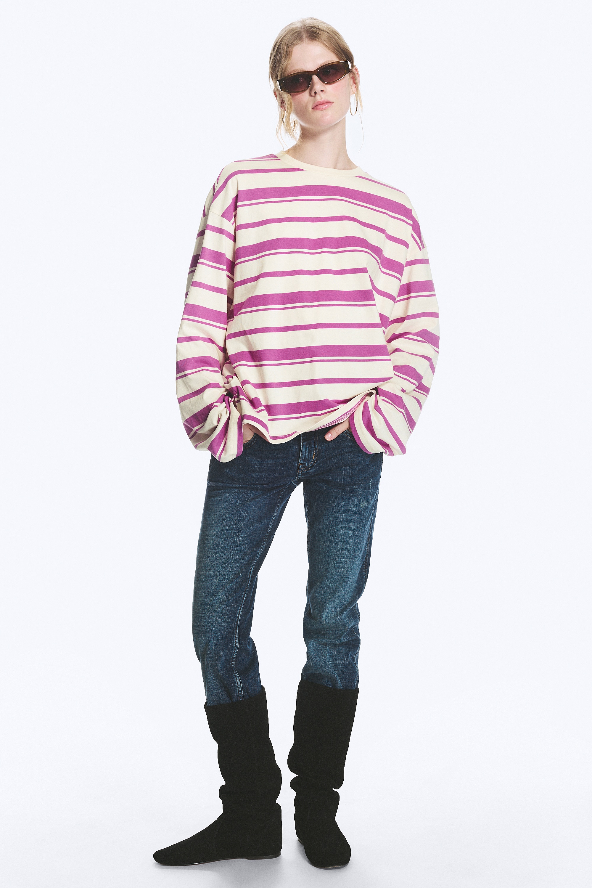 T-shirt de Manga Comprida em Algodão - Listrado Branco/Rosa/Lime/Navy Stripe/Riscas Branco/Azul-Escuro/Listrado Lima Suave/Listrado Amarelo/Bordô/Listrado Azul-Claro/Castanho/Striped Pink/Wine/Lime/Listrado Castanho Escuro/Rosa Pó/Riscas Azuis/Brancas/Riscas Rosa/Azul/Branco Suave - Riscas Castanhas/Listrado Rosa/Branco/Castanho/Riscas Castanhas e Brancas