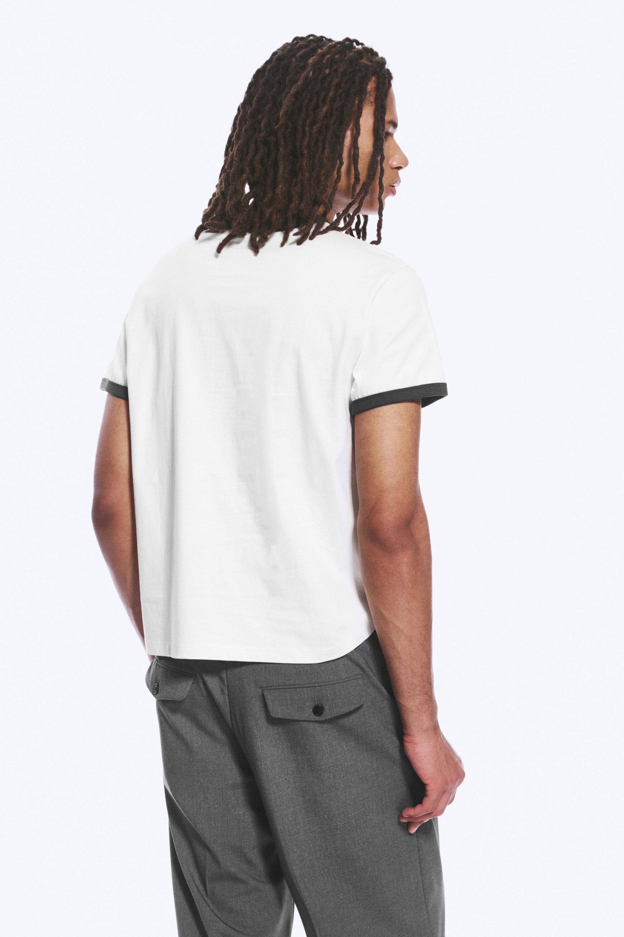 Schwarz & Weiß - Spray-Bär - Graphic T-Shirt - 3