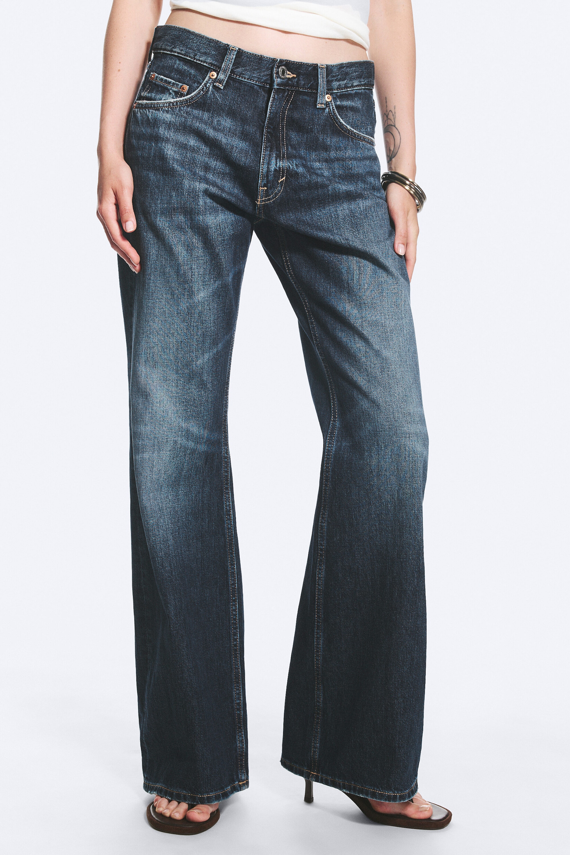 Misty Blue - Dunkelblau - Helix Low Waist Regular Flared Jeans - 2