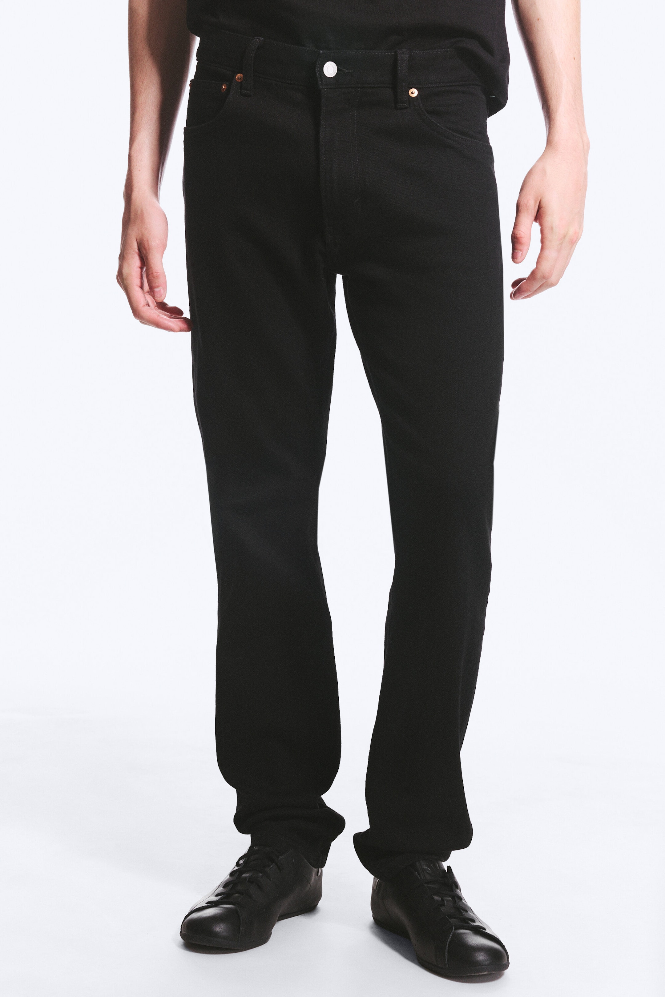 Black Rinse - Black - Orion Mid Rise Slim Fit Straight Jeans - 2