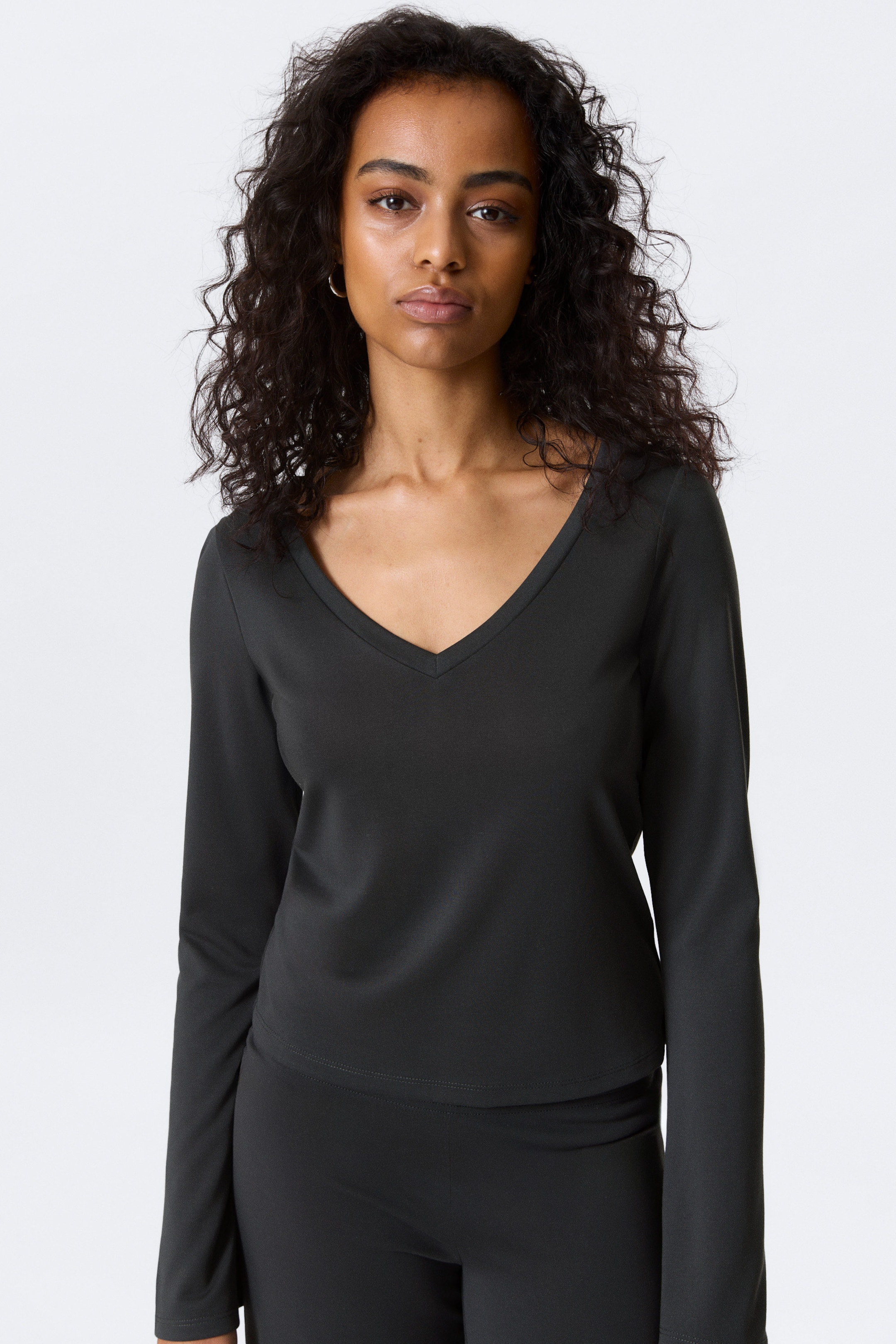 Washed Black - Long-Sleeved V-neck Top - 1