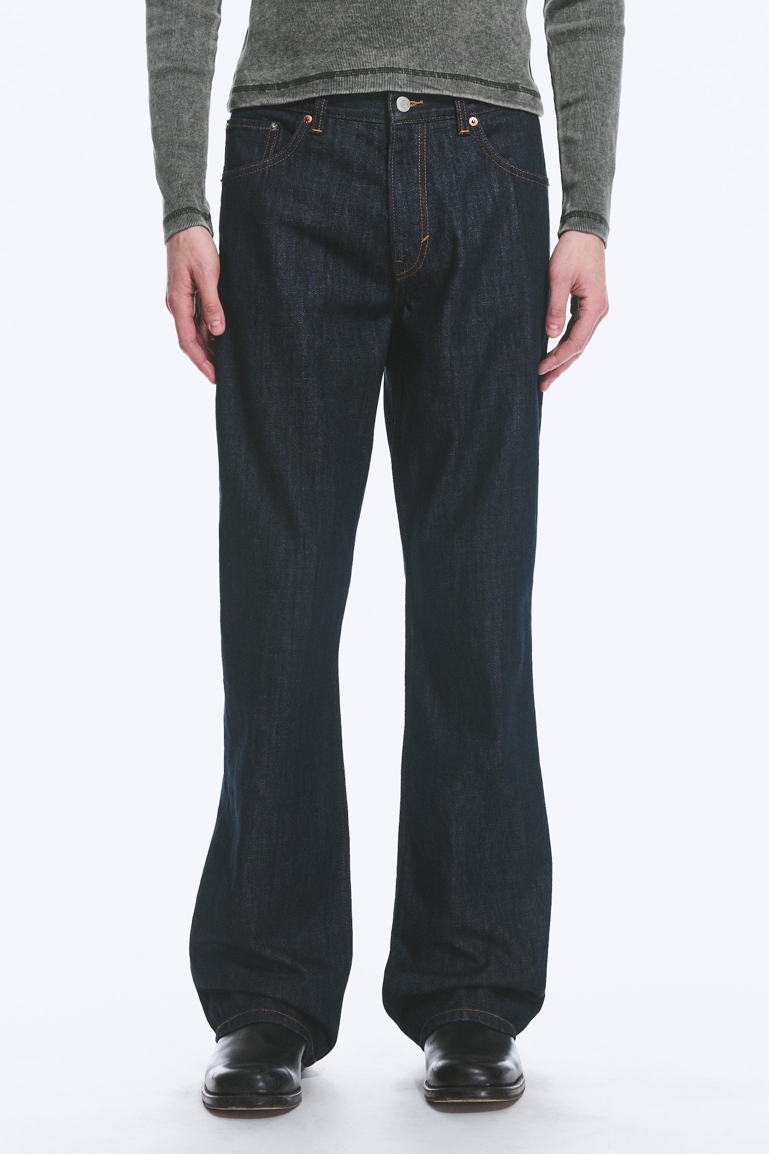 Dżinsy Mercury Mid Rise Relaxed Bootcut Leg - Blue Rinse - Ciemnoniebieski/Ghost Blue - Light Blue/Black Rinse - Black/Deep Sea Blue - Ciemnoniebieski - 3