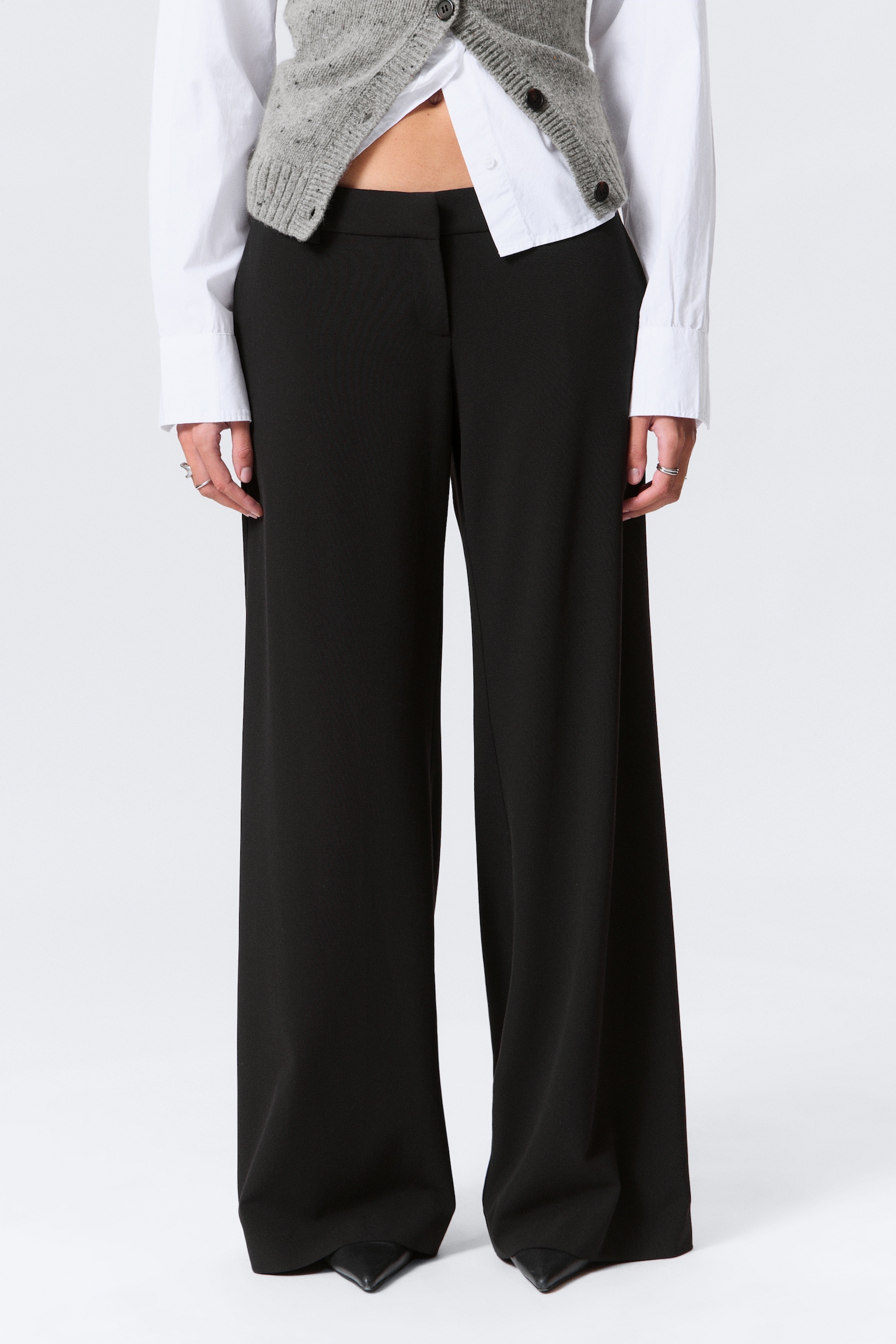 Low Flared Suit Trousers - Black/Striped Dark Brown/Striped Black - 3