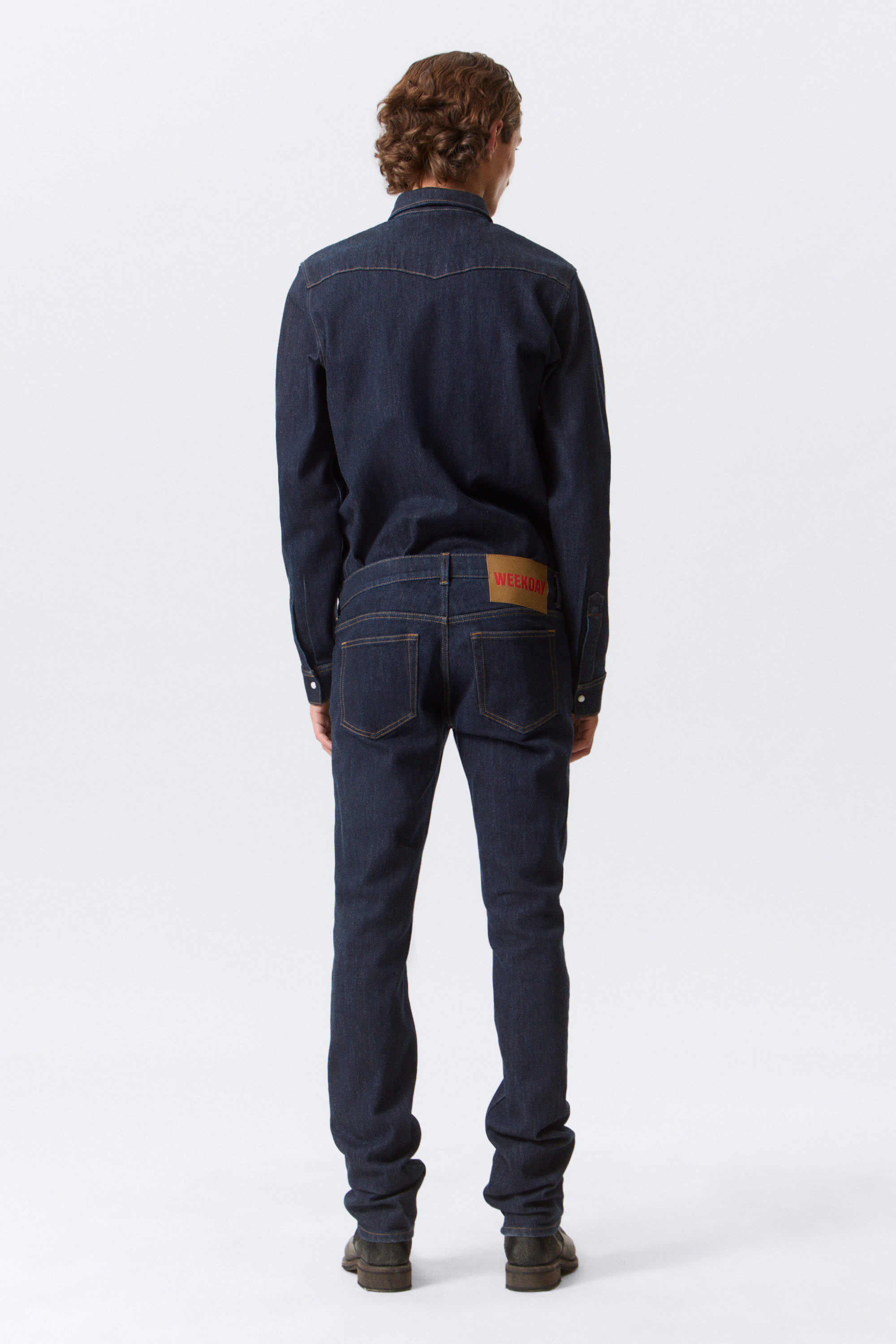 Blue Rinse - Dark Blue - Mid Rise Slim Leg Jeans - 4