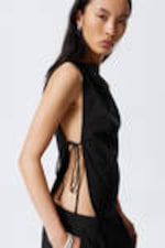 Black - Sleeveless Boat-Neck Tie Top - 2
