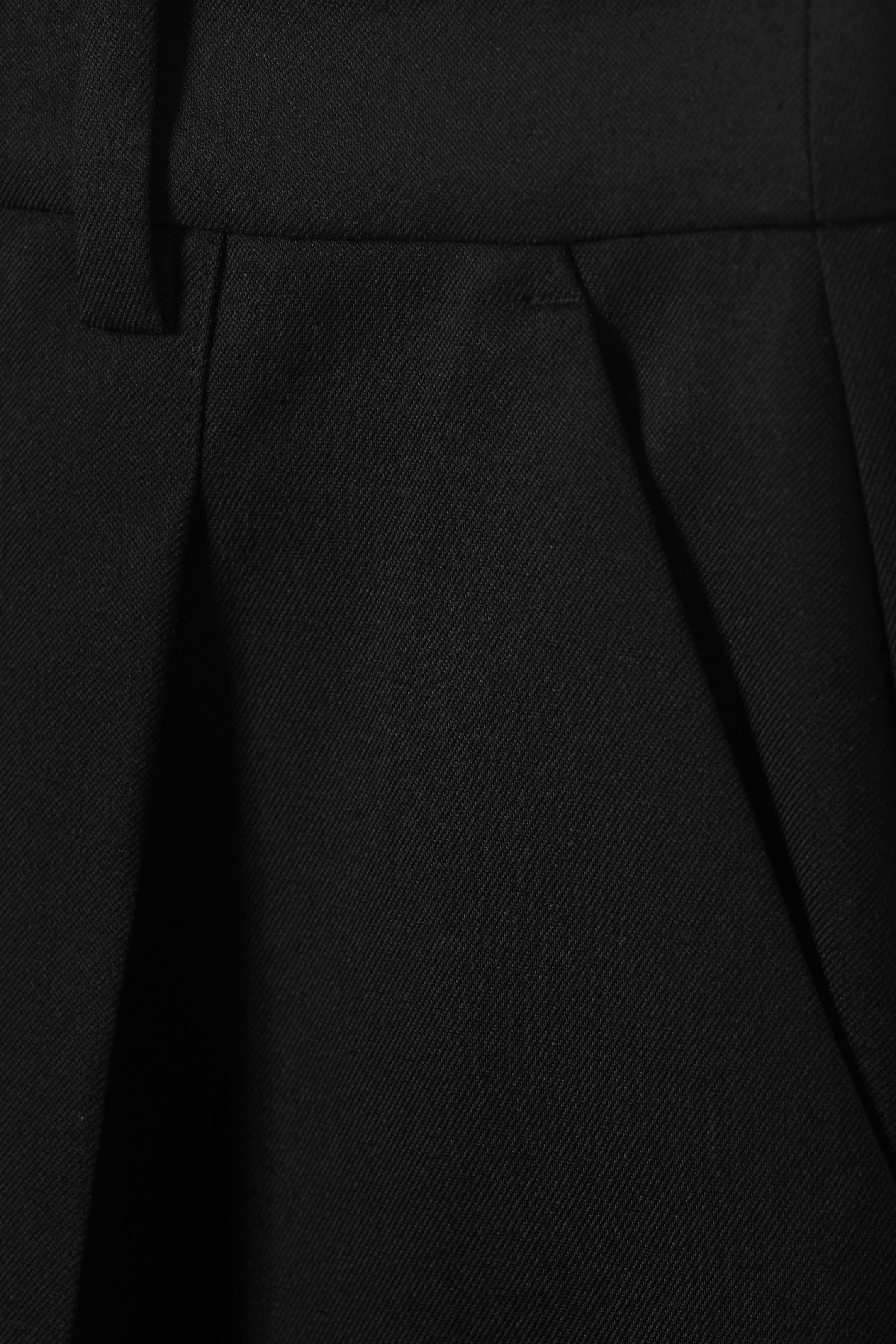 Black - Knee-length Suiting Shorts - 4