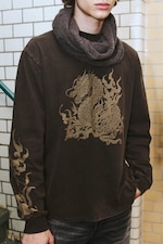 Dunkelbraun - Lang - Lässiges Longsleeve mit Grafikdruck - 1