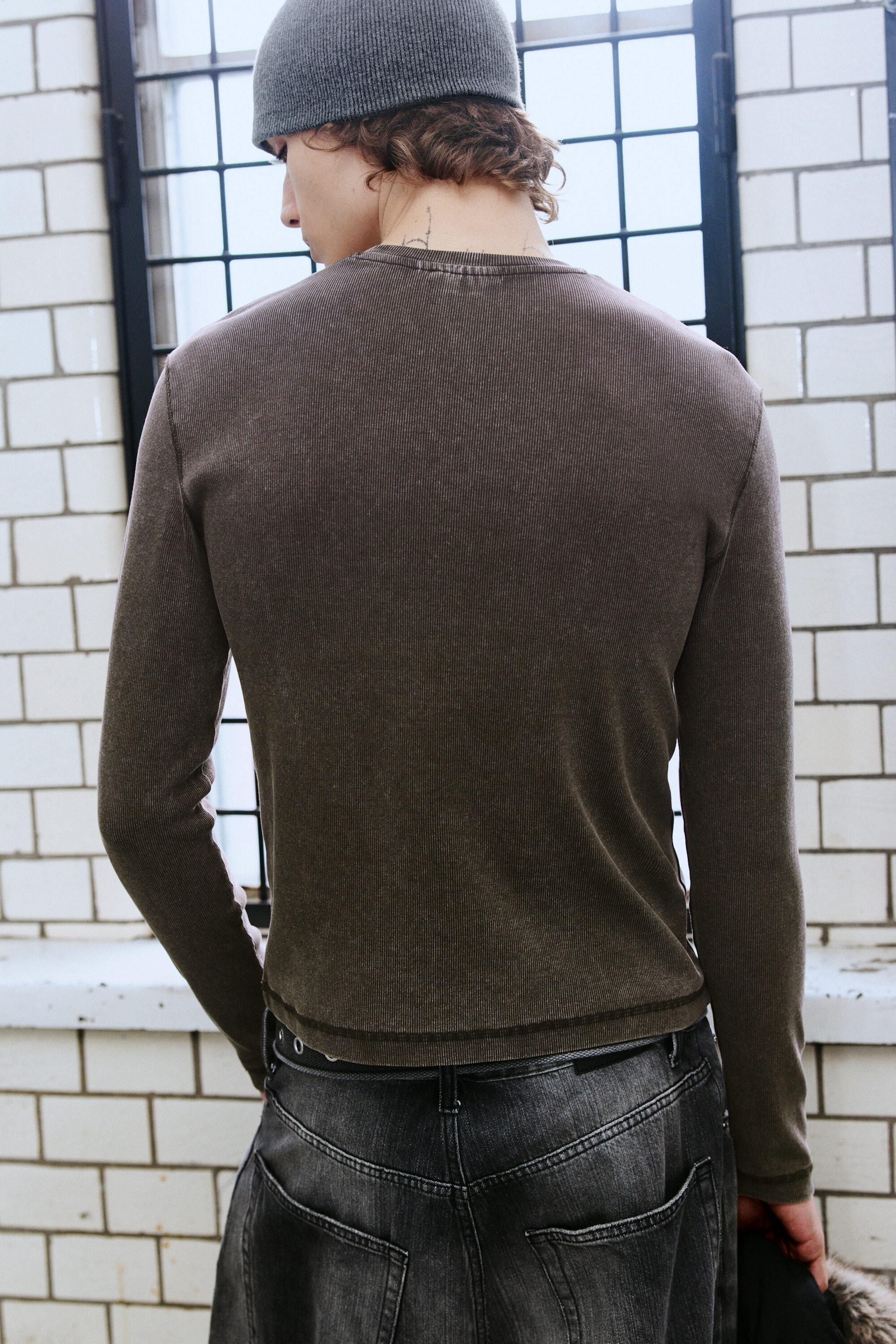Washed Dark Brown - Ribbed Long-Sleeved T-shirt - 3