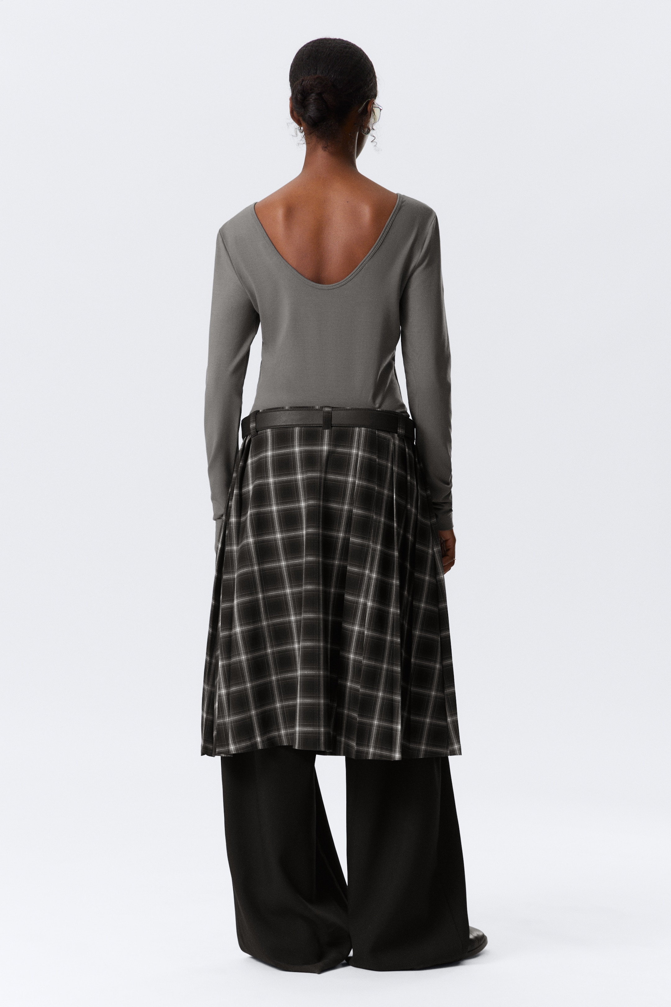Ver imagen más grande: Top de manga larga con espalda descubierta - Gris - MUJER | H&M ES 3