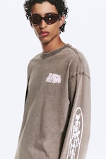 Dunkles Graubraun - Logo-Mix - Kastiges Langarmshirt mit Grafikprint - 2