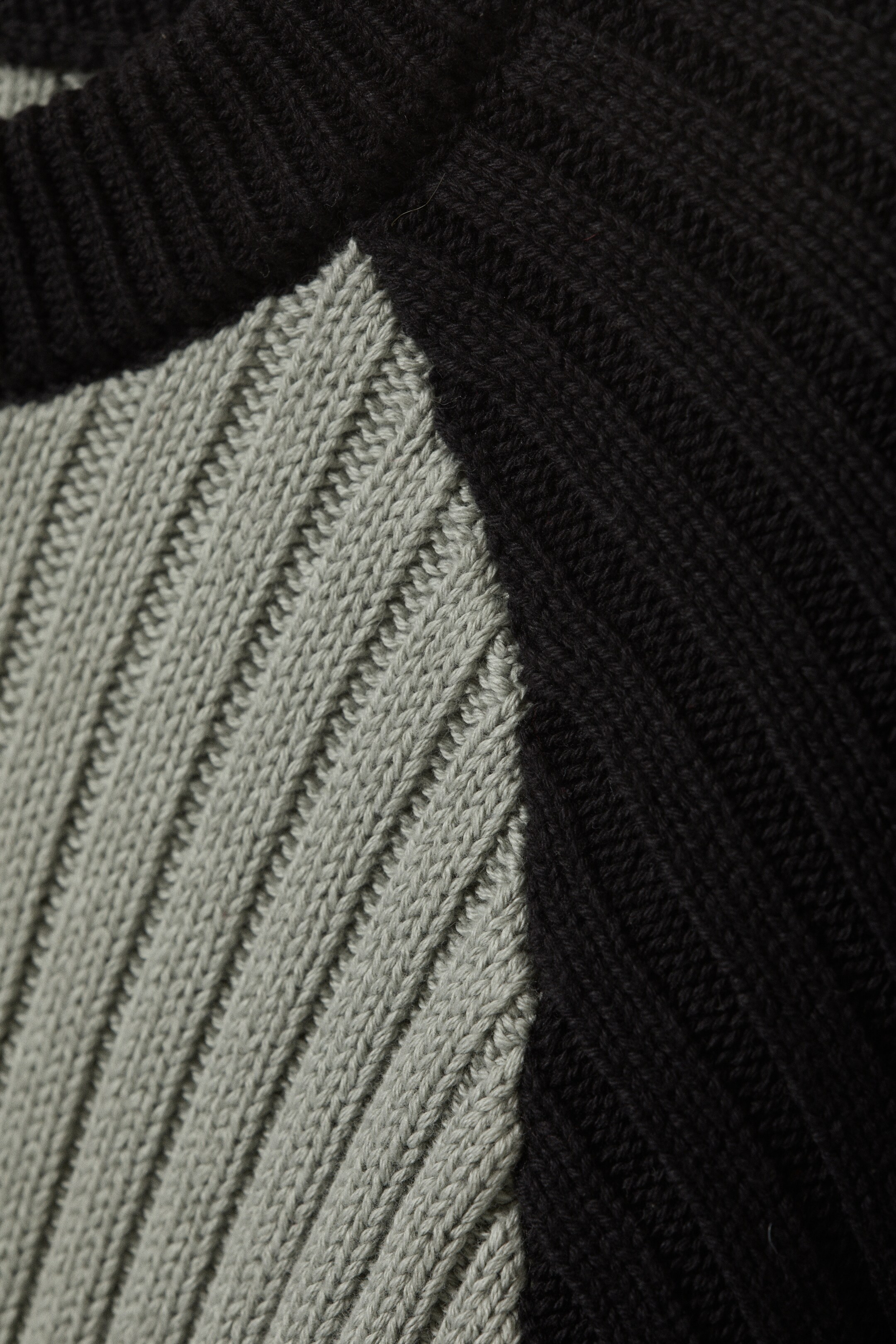 Visualizza immagine più grande: Pullover a coste in cotone con maniche raglan - Grey/Black | H&M IT 5