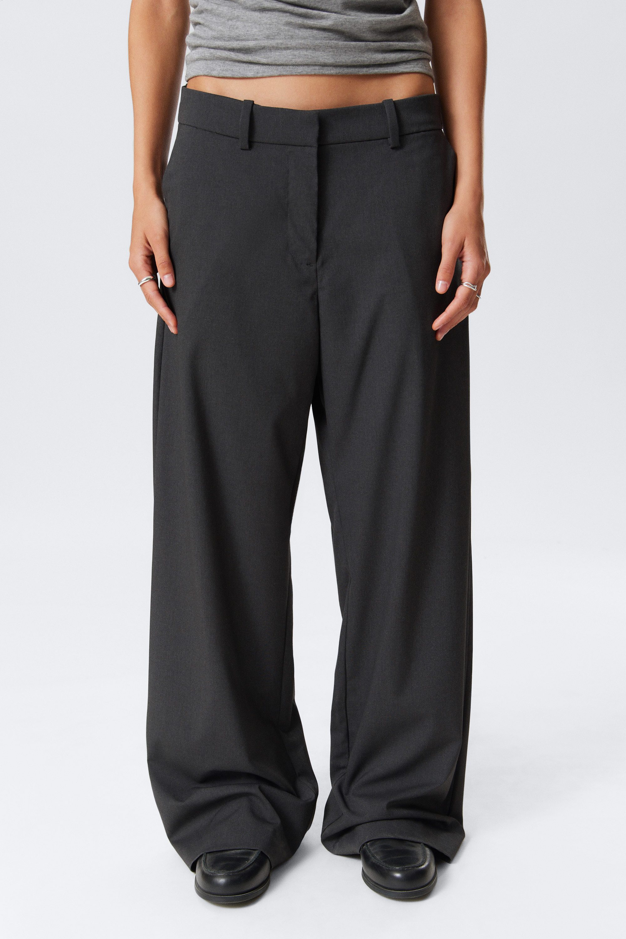 Dark Grey Melange - Low-Waisted Loose Fit Suit Trousers - 2