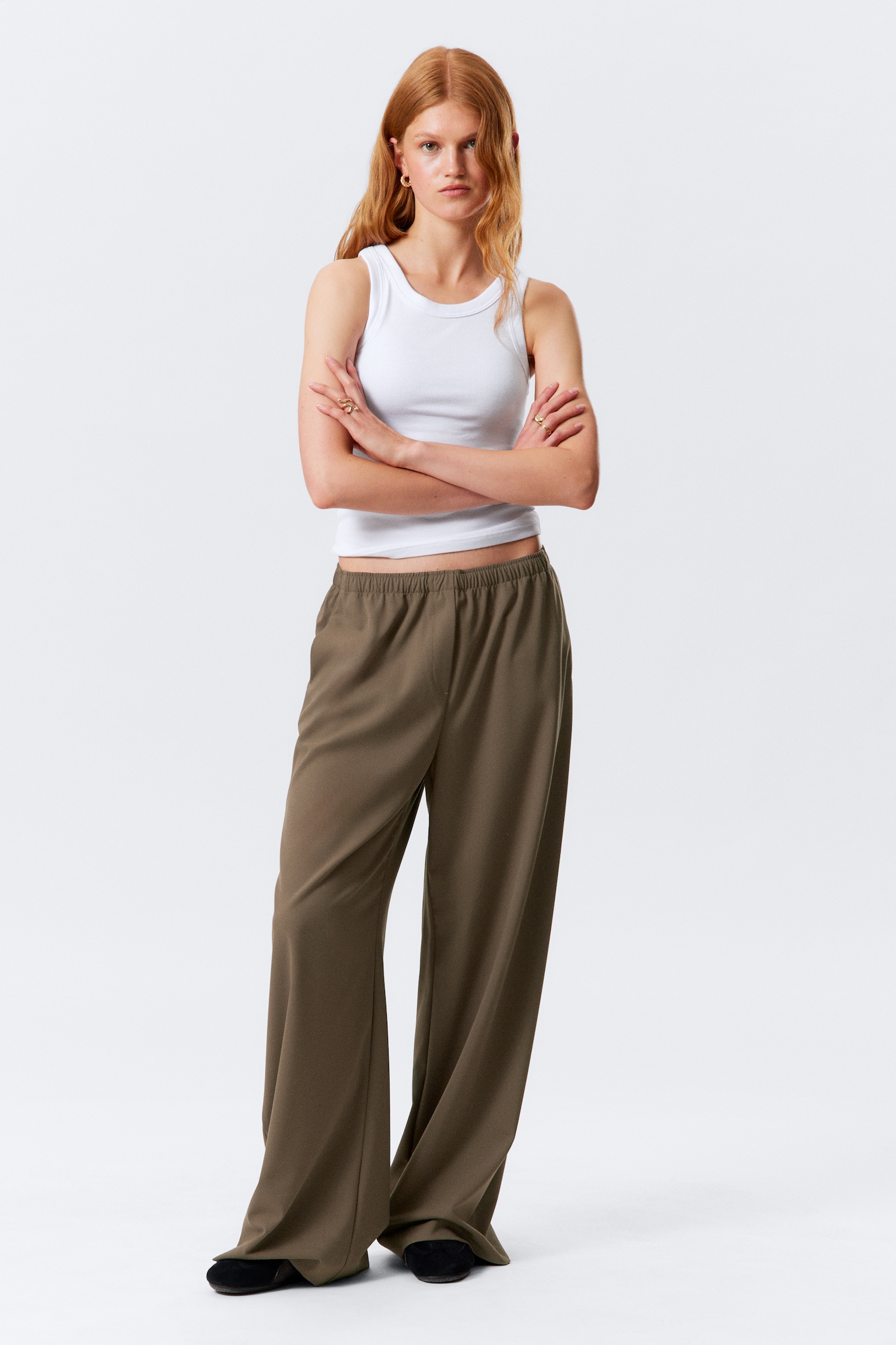 Pantaloni da tailleur larghi e a vita bassa - Talpa scuro