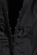 Black - Long-Sleeved Hook-and-eye Top - 4