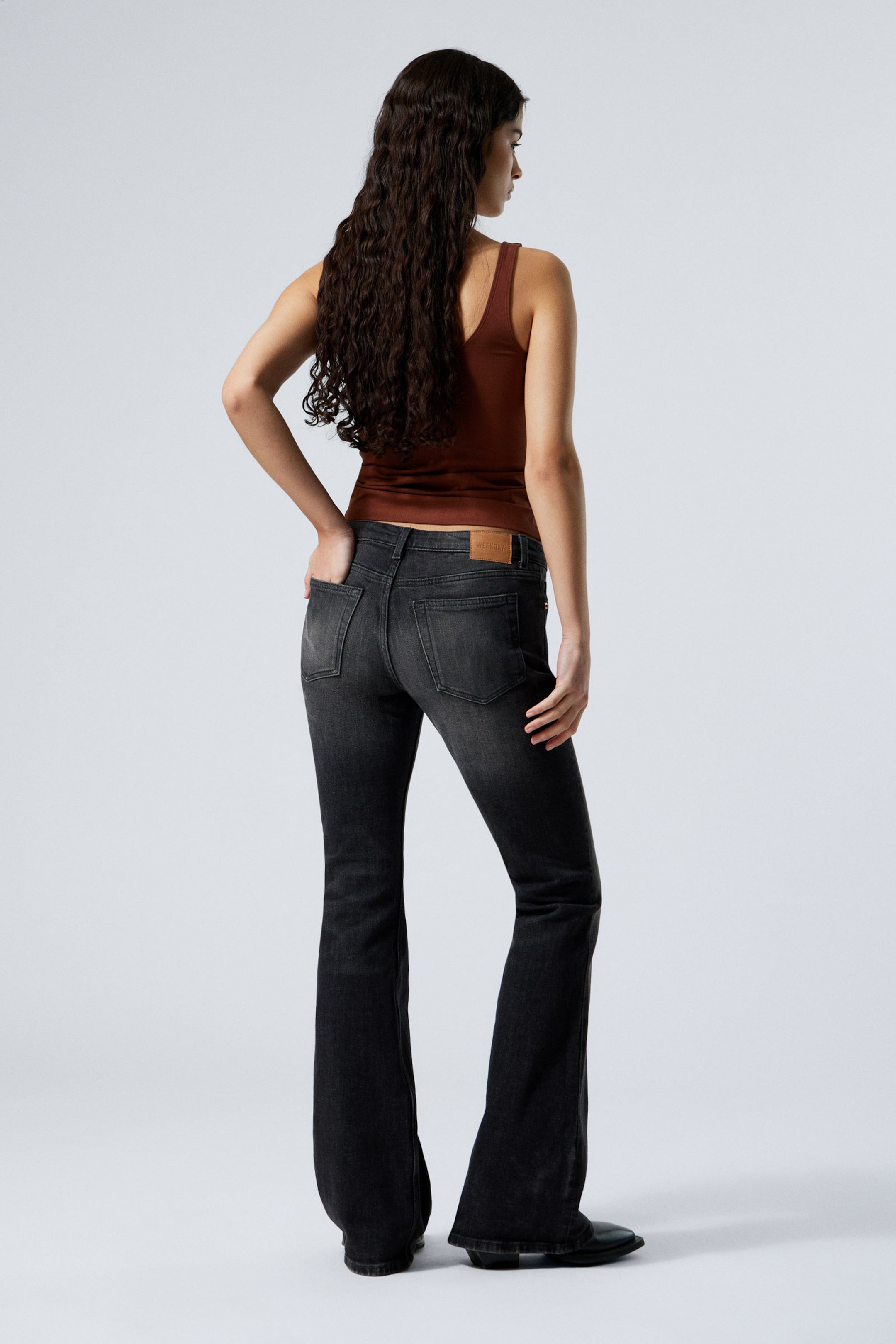 Black Web - Schwarz - Flame Low Waist Slim Flared Leg Jeans - 4