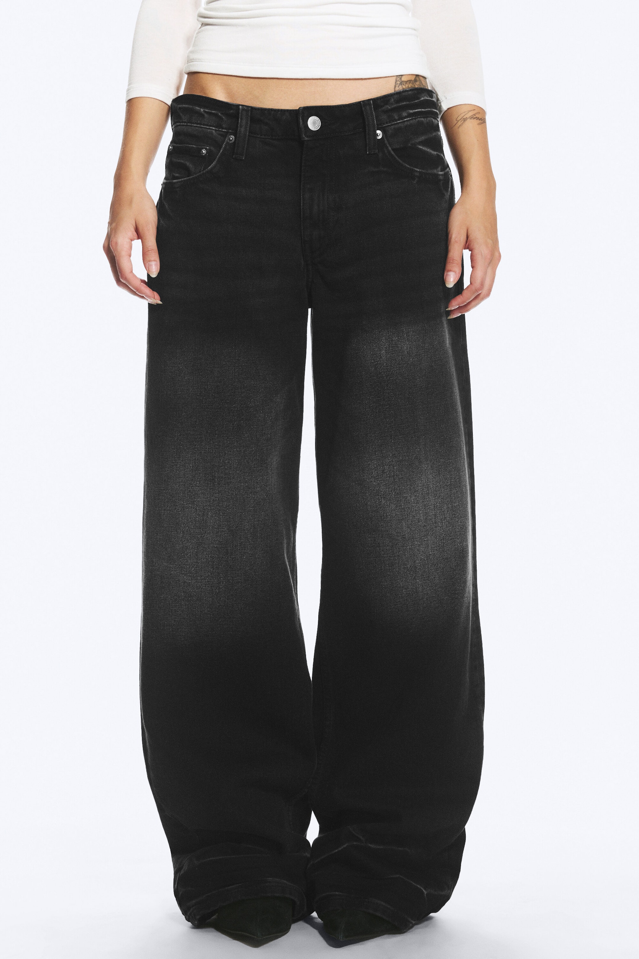 Empire Black - Black - Ample Low Rise Loose Wide Jeans - 2