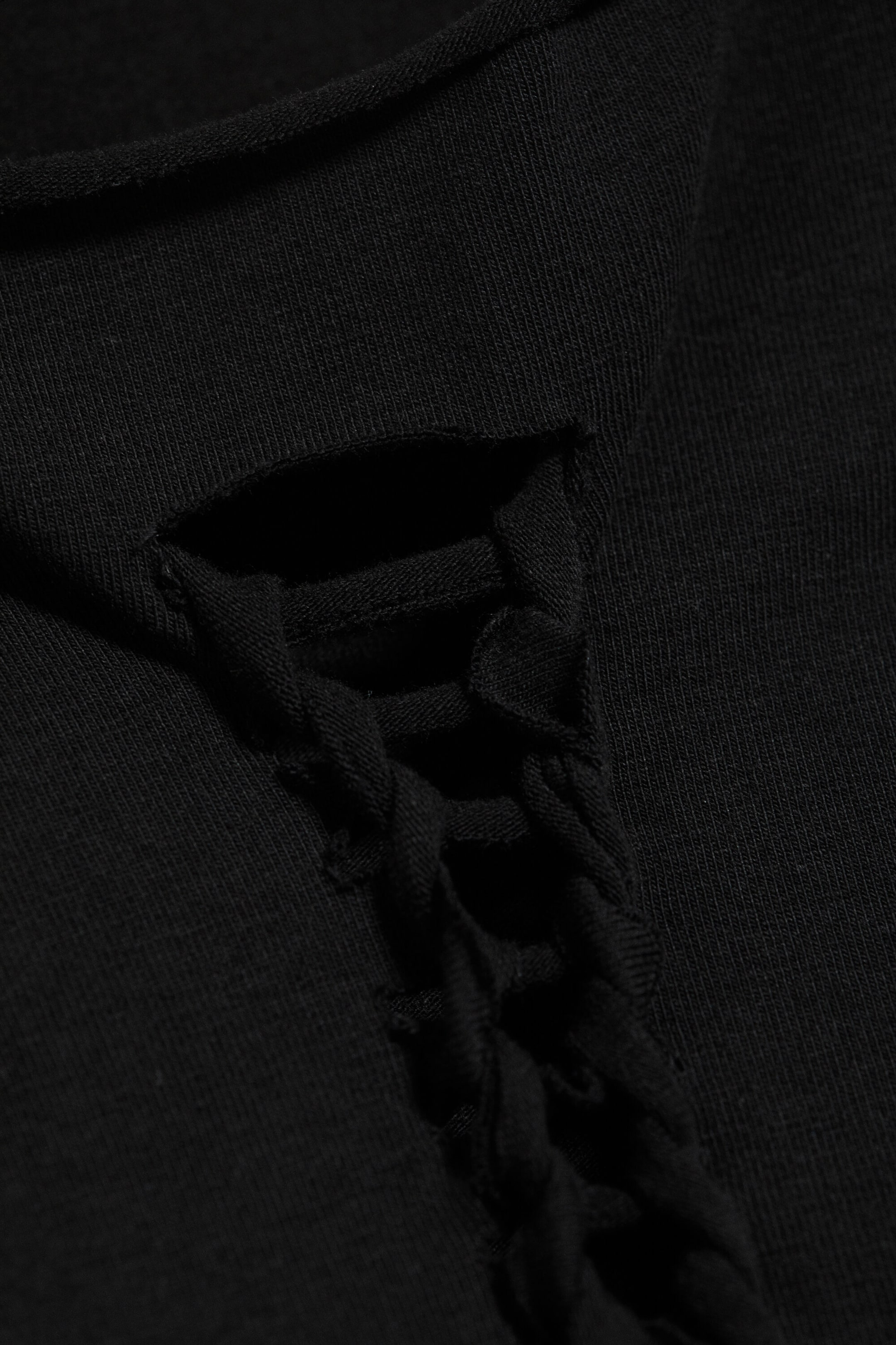 Black - Slim Fit Knot Tee - 5