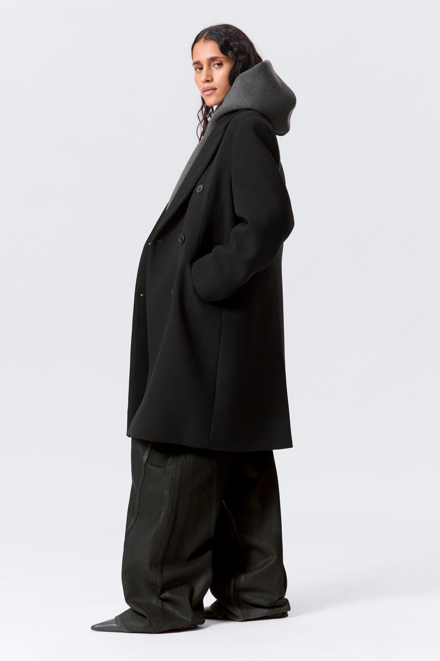 Oversized Knee-Length Wool-Blend Coat - Black/Dark Khaki Green - 8
