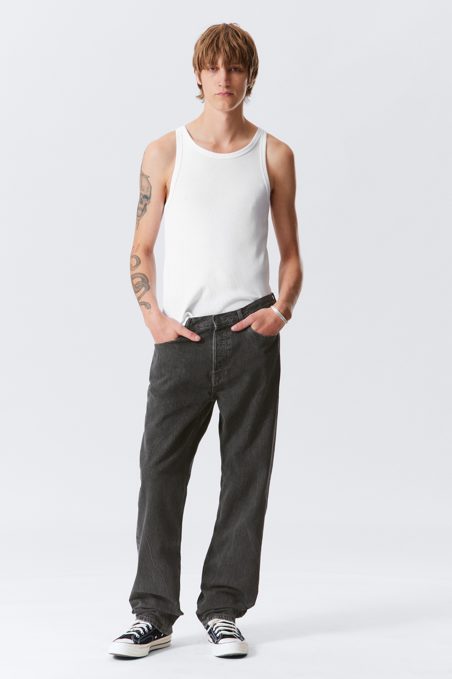 Space Relaxed Straight Leg Jeans - Risso Black - Schwarz/Eisenblau/Morgenblau - Dunkelblau/Tuned Black - Schwarz/2000 Blue - Mittelblau/Aeon Blue - Hellblau/Second Blue - Mittelblau/Obsidian Black - Schwarz
