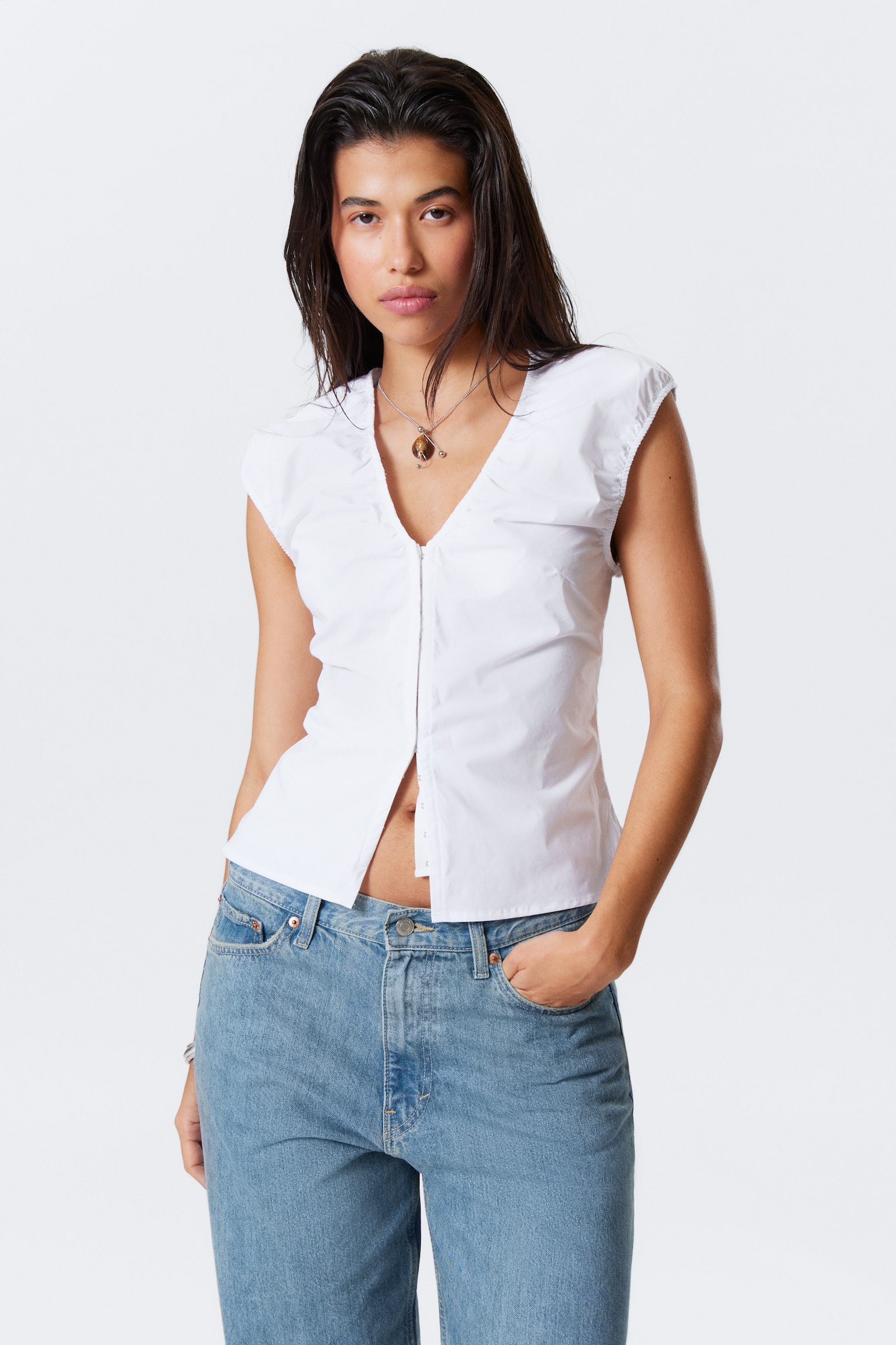Sleeveless V-neck Cotton Top - White/Light Grey