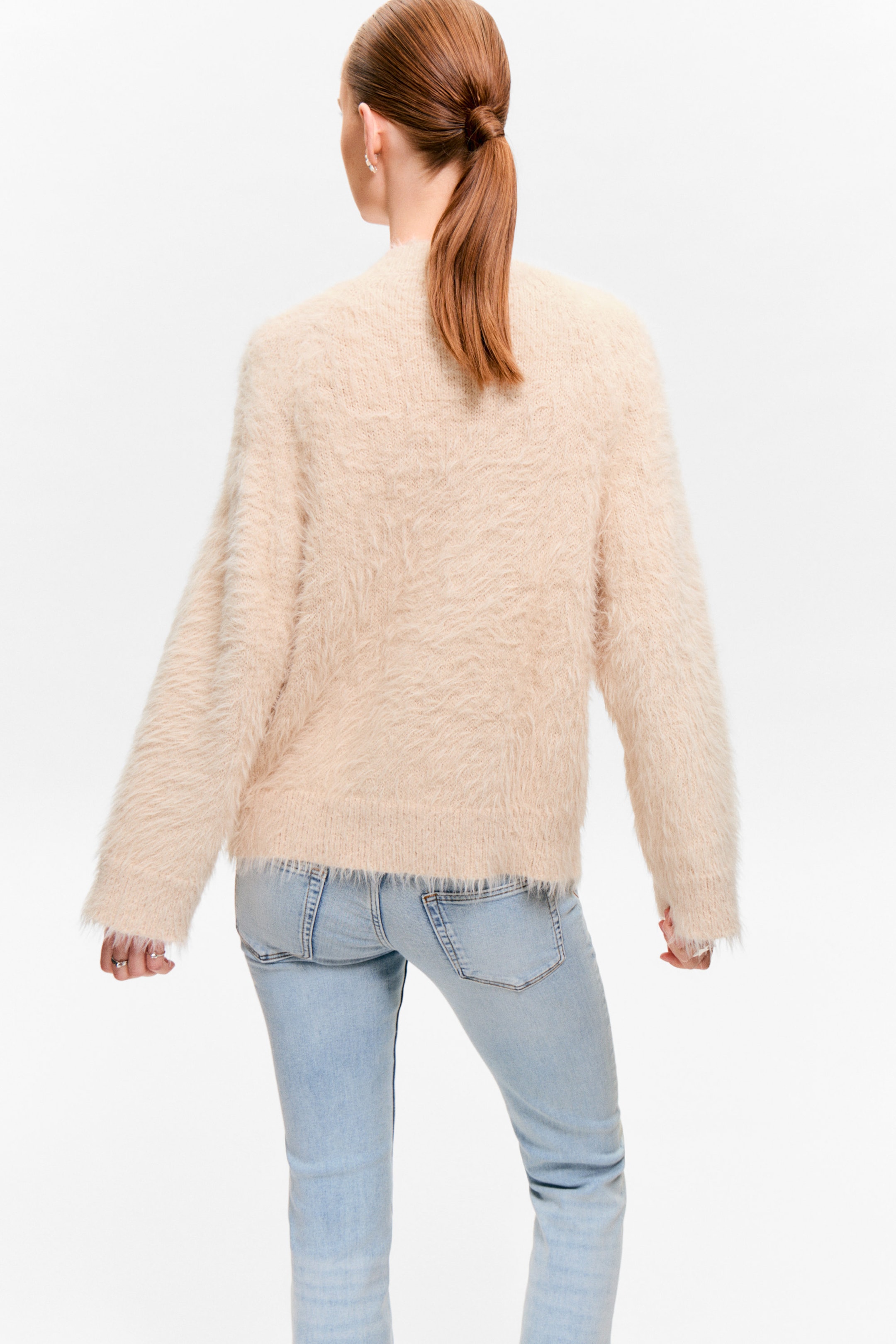 Beige - Oversized V-ringad cardigan - 2