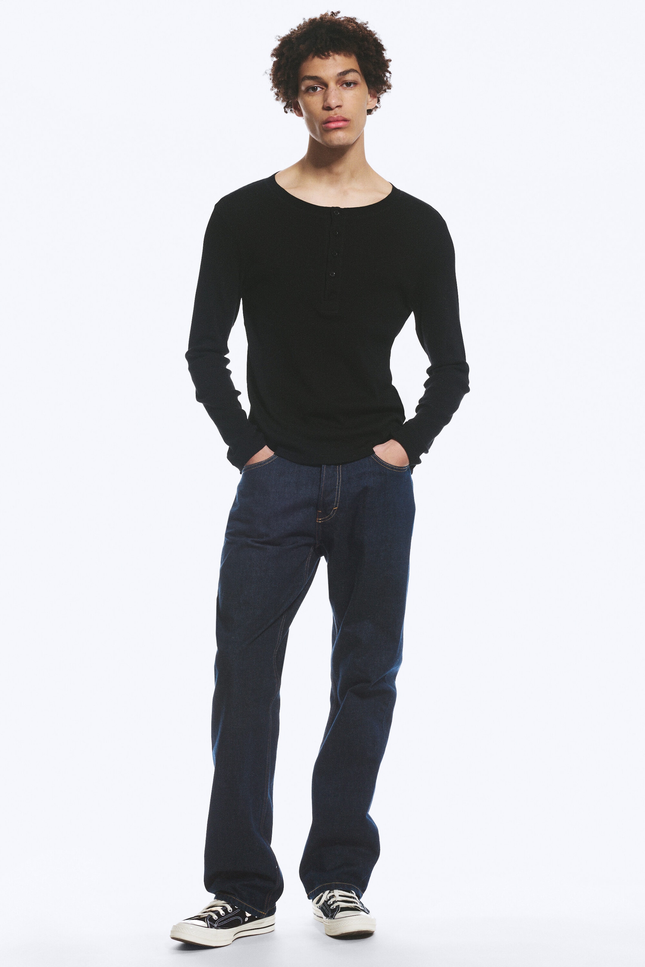 Black - Long-Sleeved Henley T-shirt - 4
