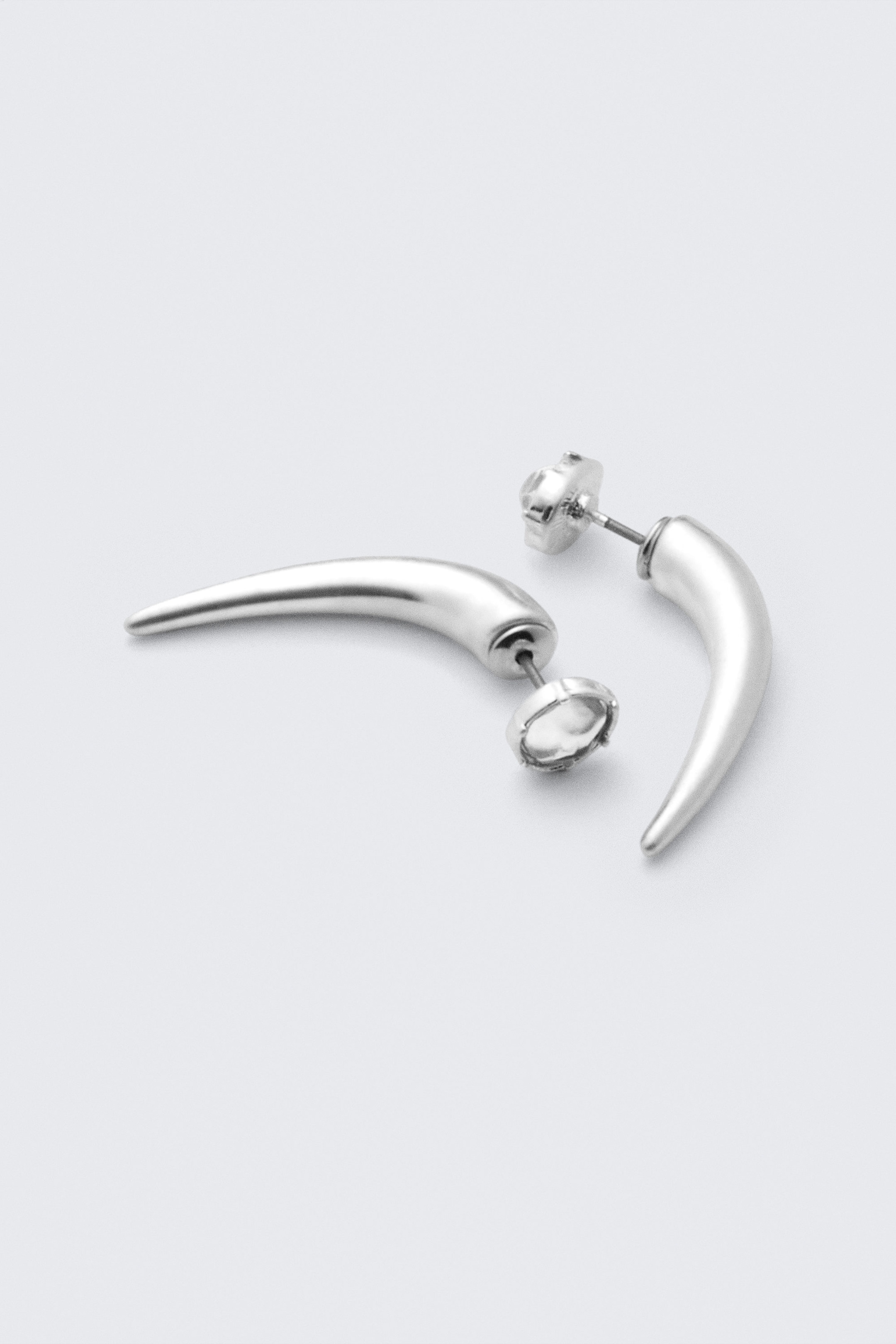 Silver - Claw Earrings