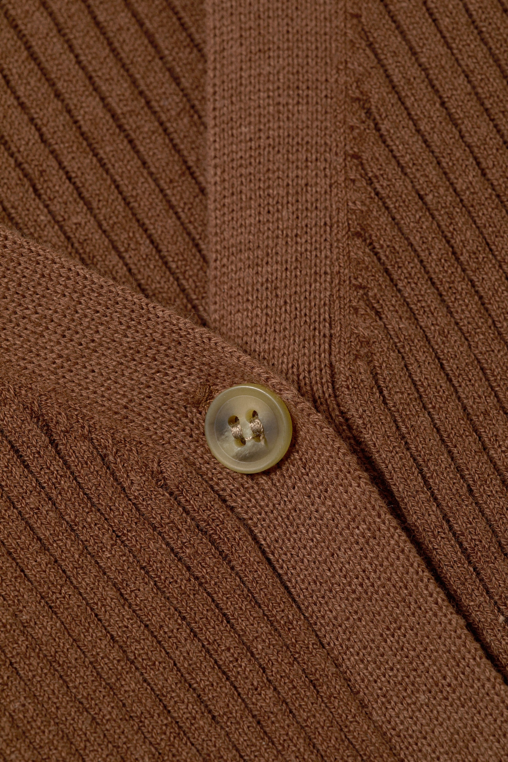 Mörkbrun - V-ringad stickad cardigan - 4