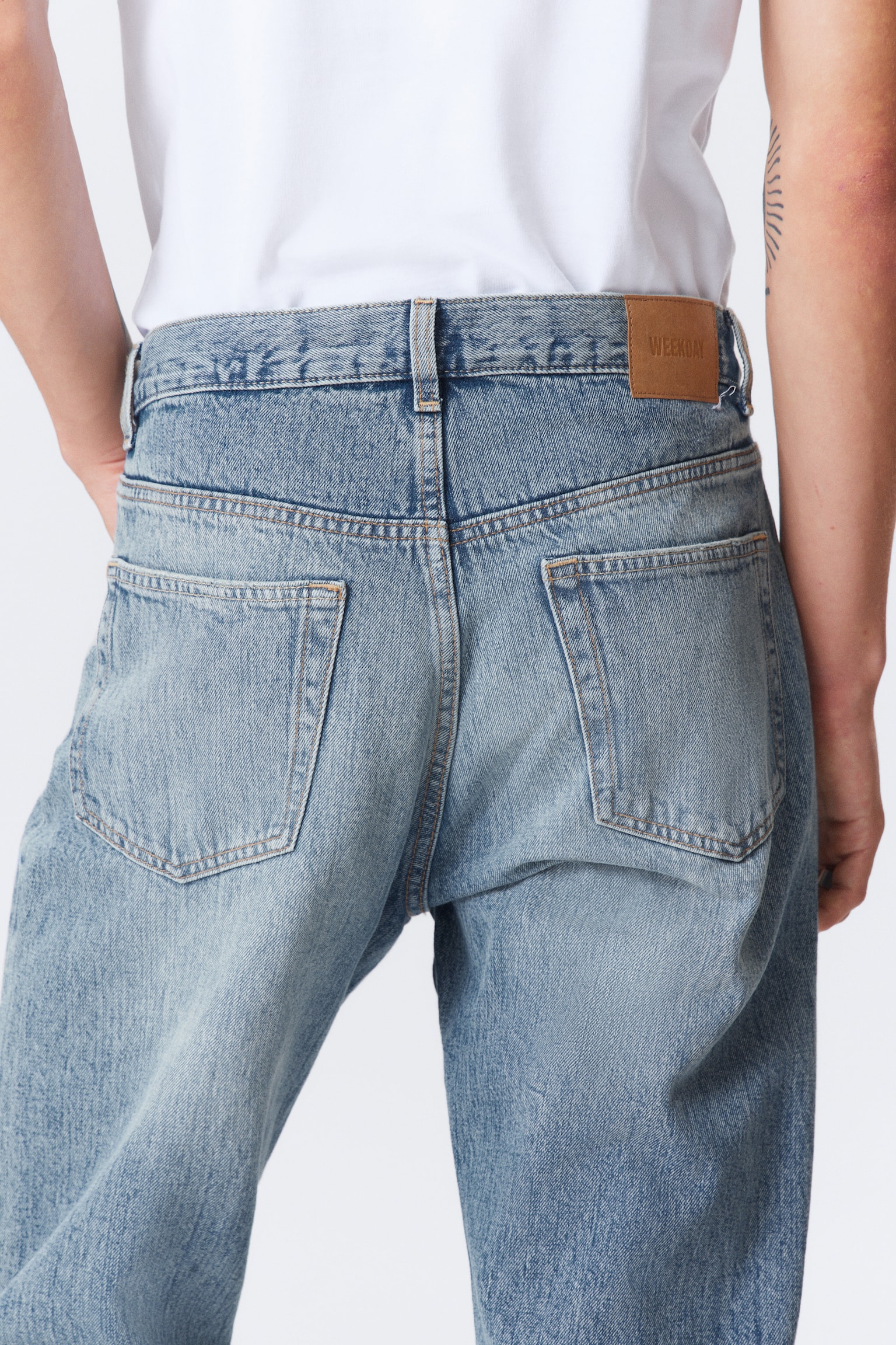 Space Relaxed Straight Leg Jeans - Blue Stream - Medium Blue/2000 Blue - Medium Blue/Risso Black - Black/Second Blue - Medium Blue/Tuned Black - Black/Iron Blue/Aeon Blue - Light Blue/Morning Blue - Dark Blue/Obsidian Black - Black - 4
