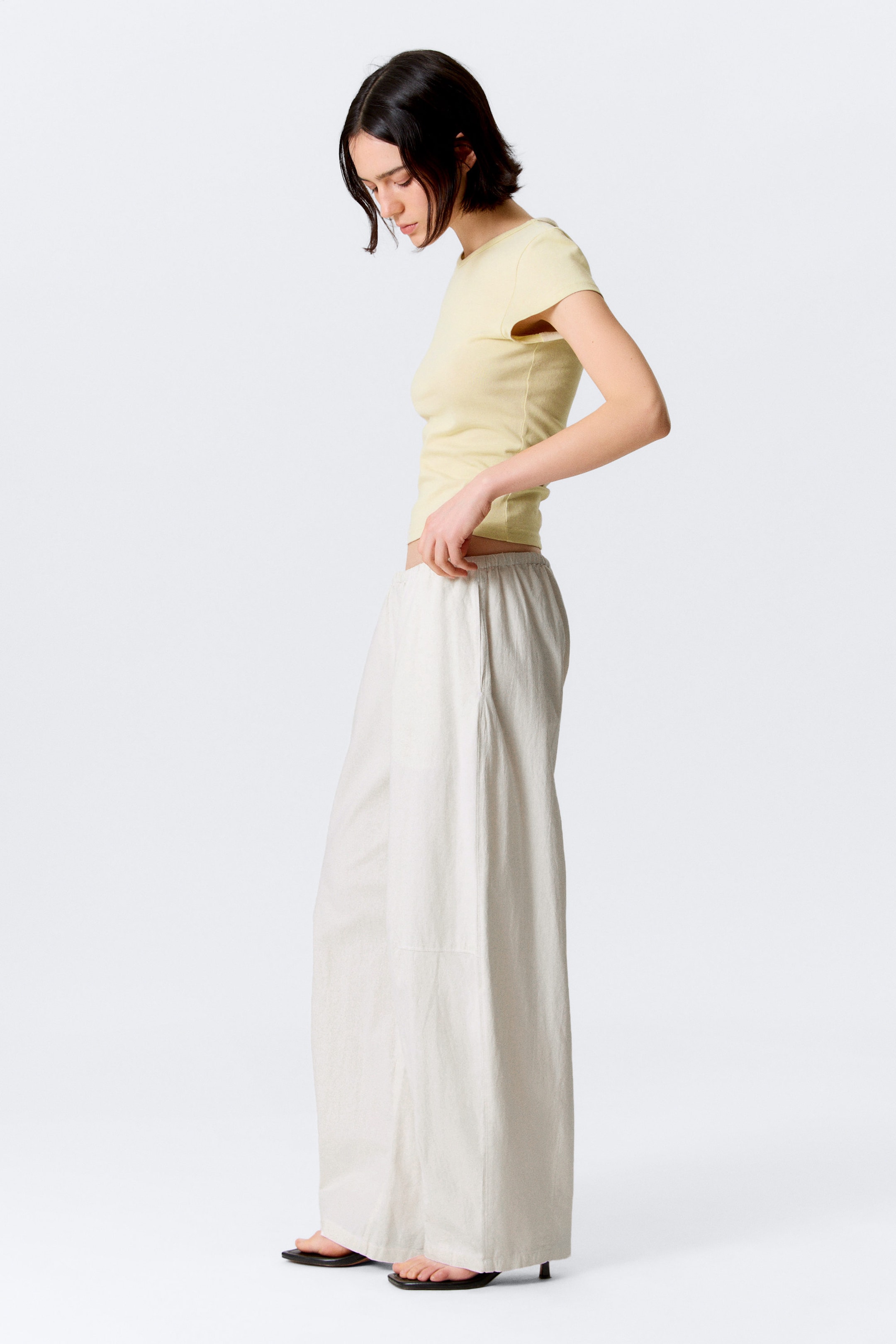 Light Beige - Low Rise Loose Pull-on Trousers - 2