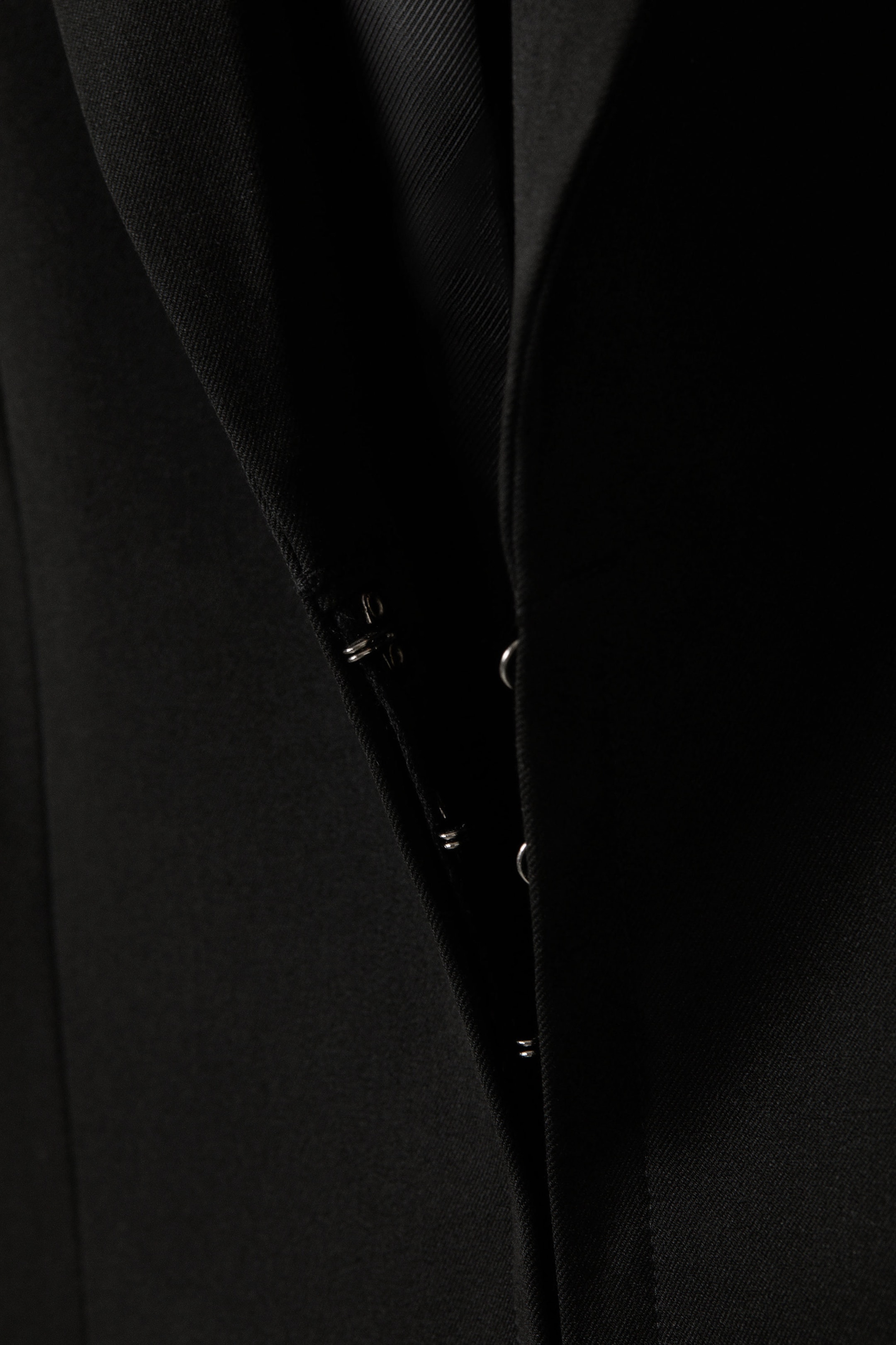 Black - Fitted Blazer with Vented Sleeves - 5