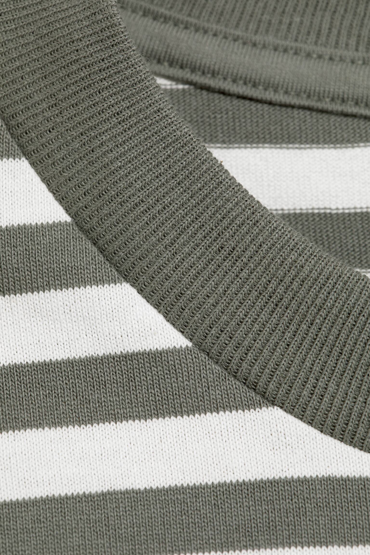 Loose Boxy T-shirt - White - Khaki Stripe/White/Black/White & Dark Brown Stripes/Washed Dark Green/White - Navy Stripe/Light Khaki Green/Washed Blue/Khaki Green - 4