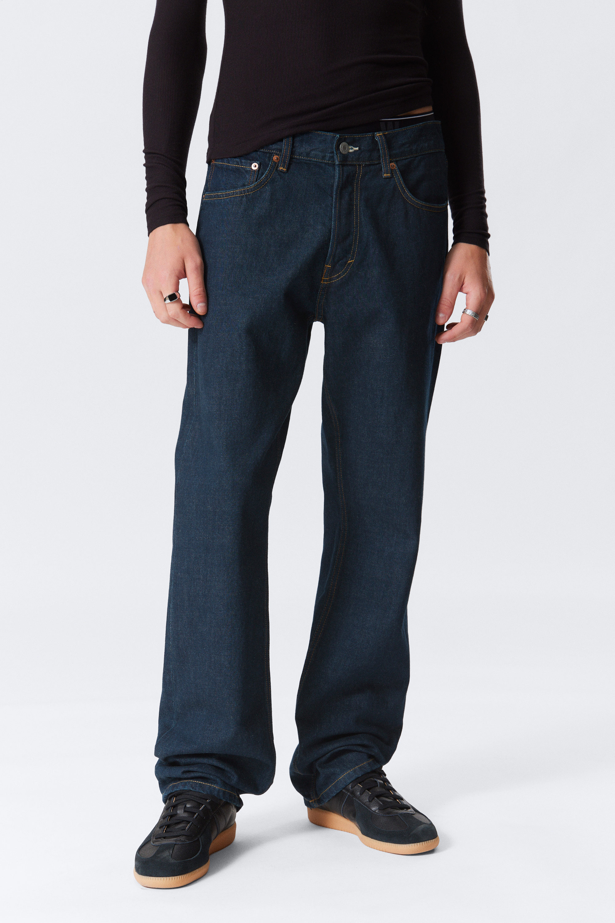 Blue Rinse - Orbit Mid Rise Regular Straight Leg Jeans - 2